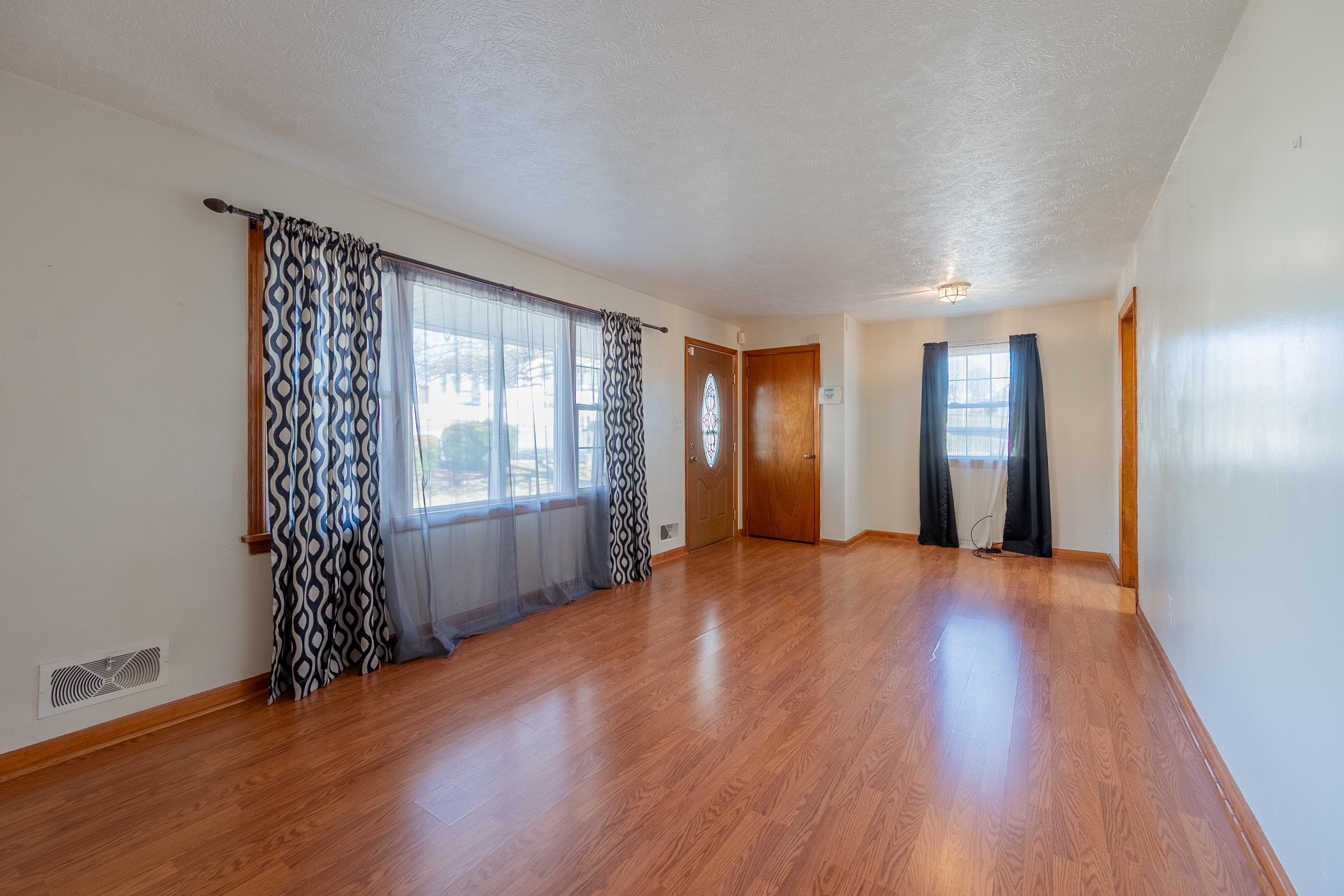 395 E Franklin Street Wytheville VA 24382