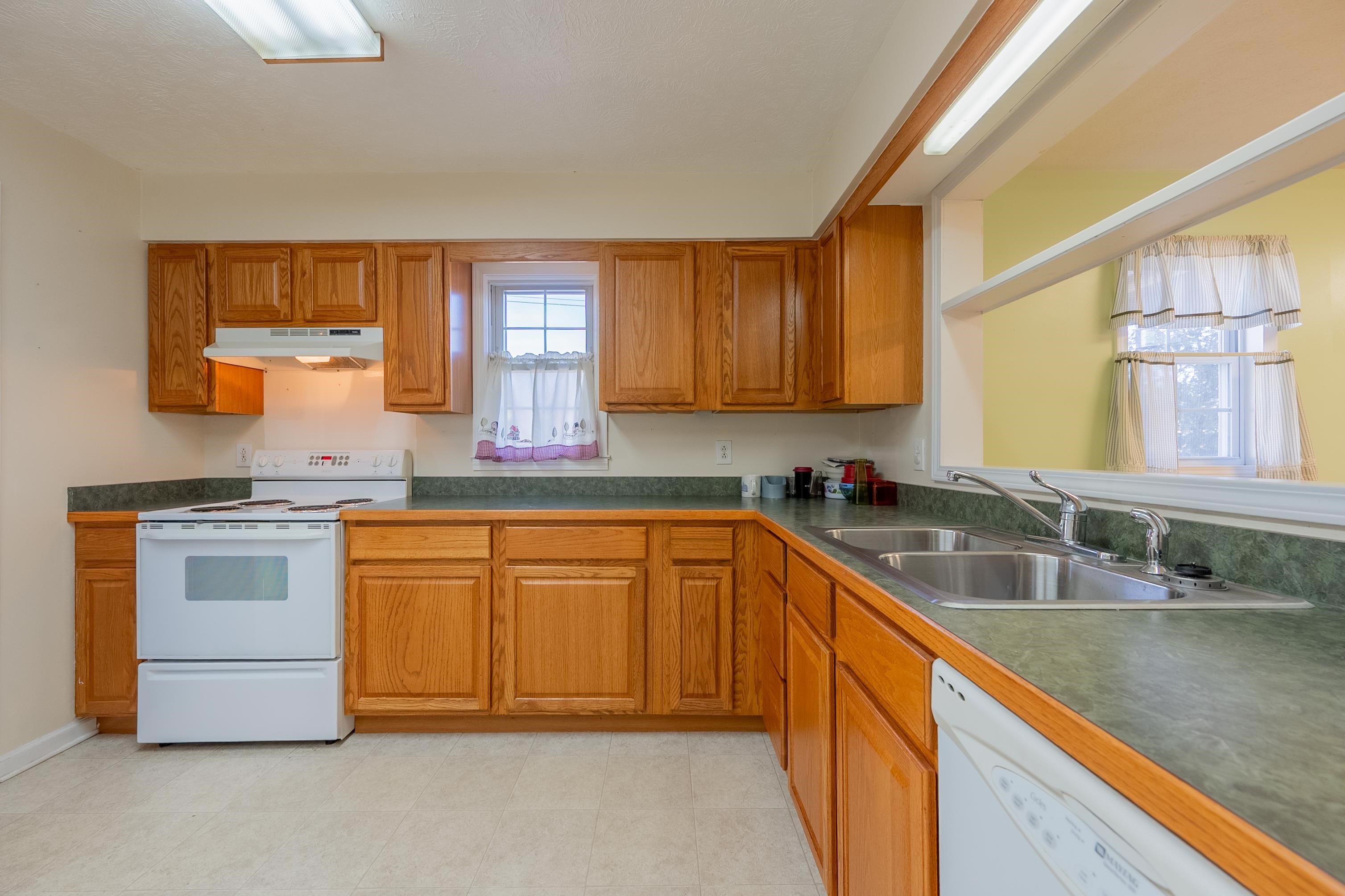 395 E Franklin Street Wytheville VA 24382