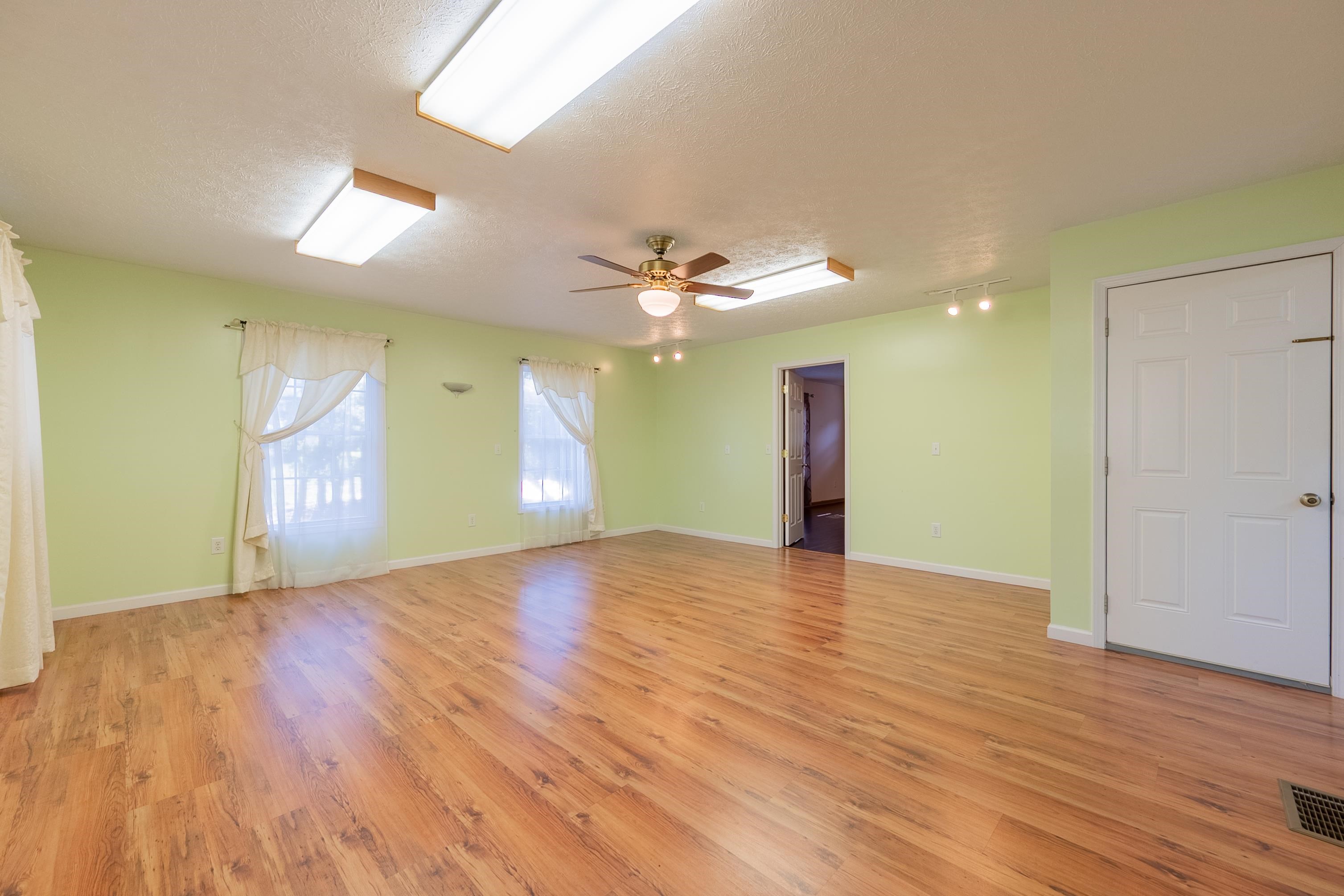 395 E Franklin Street Wytheville VA 24382