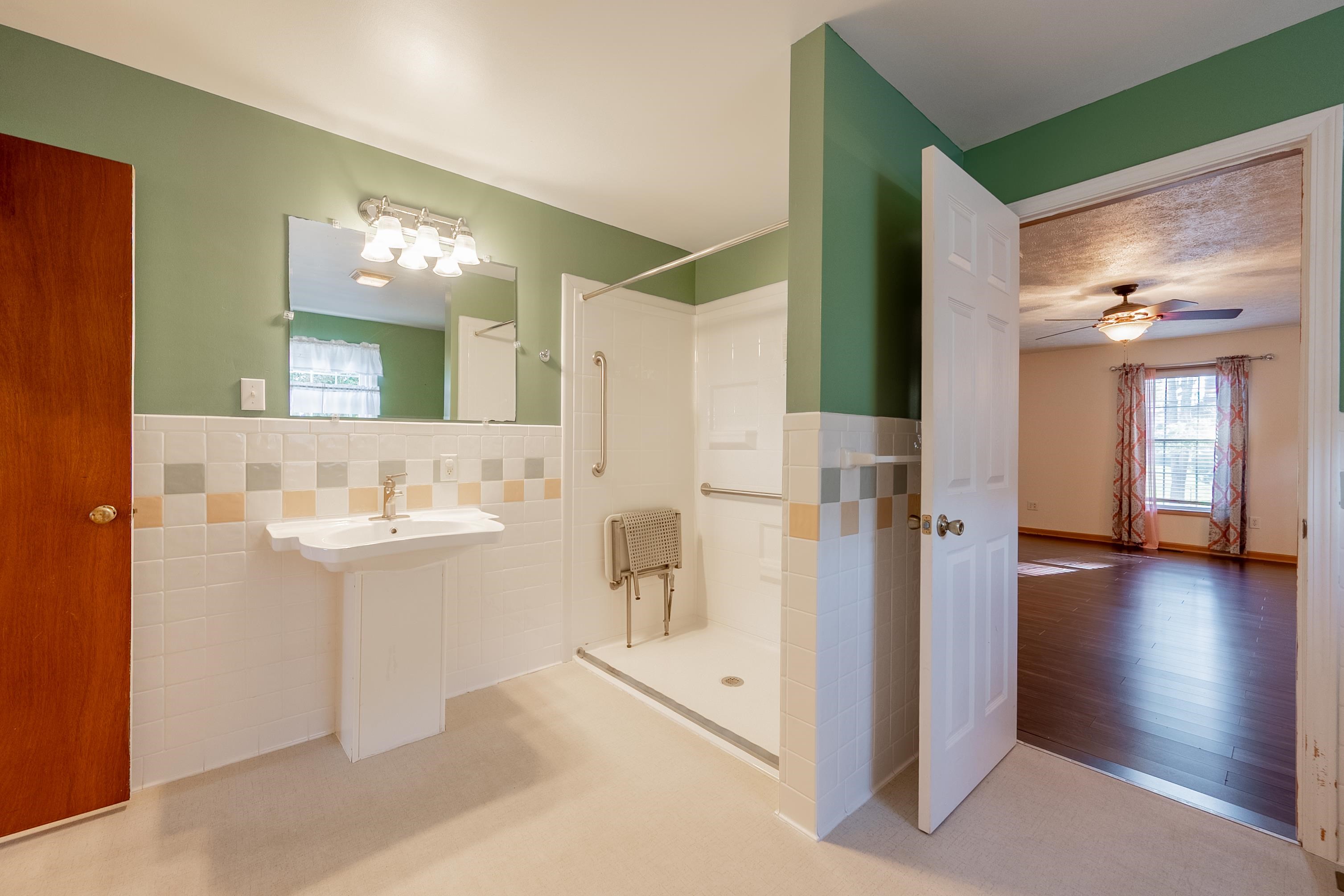 395 E Franklin Street Wytheville VA 24382