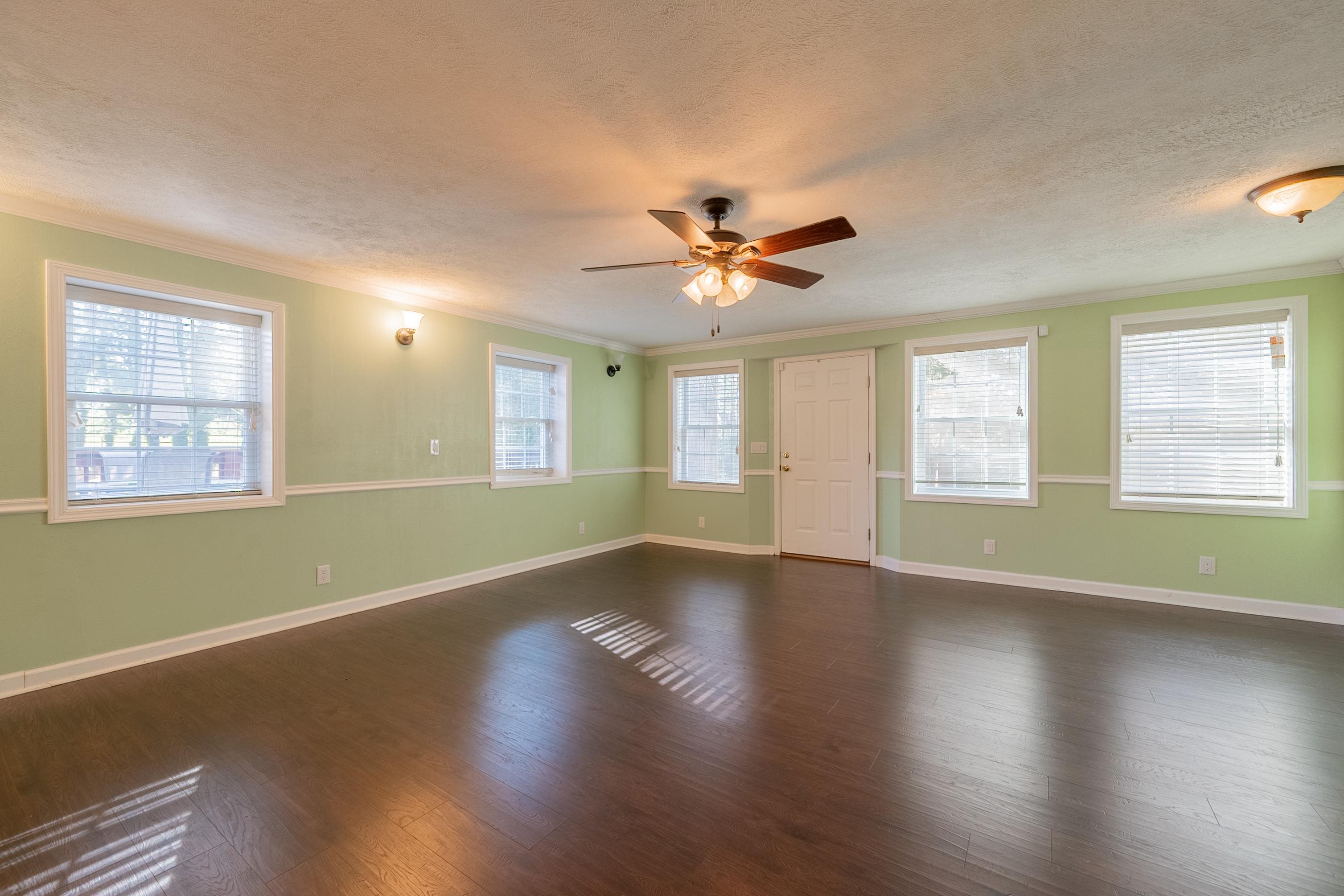 395 E Franklin Street Wytheville VA 24382