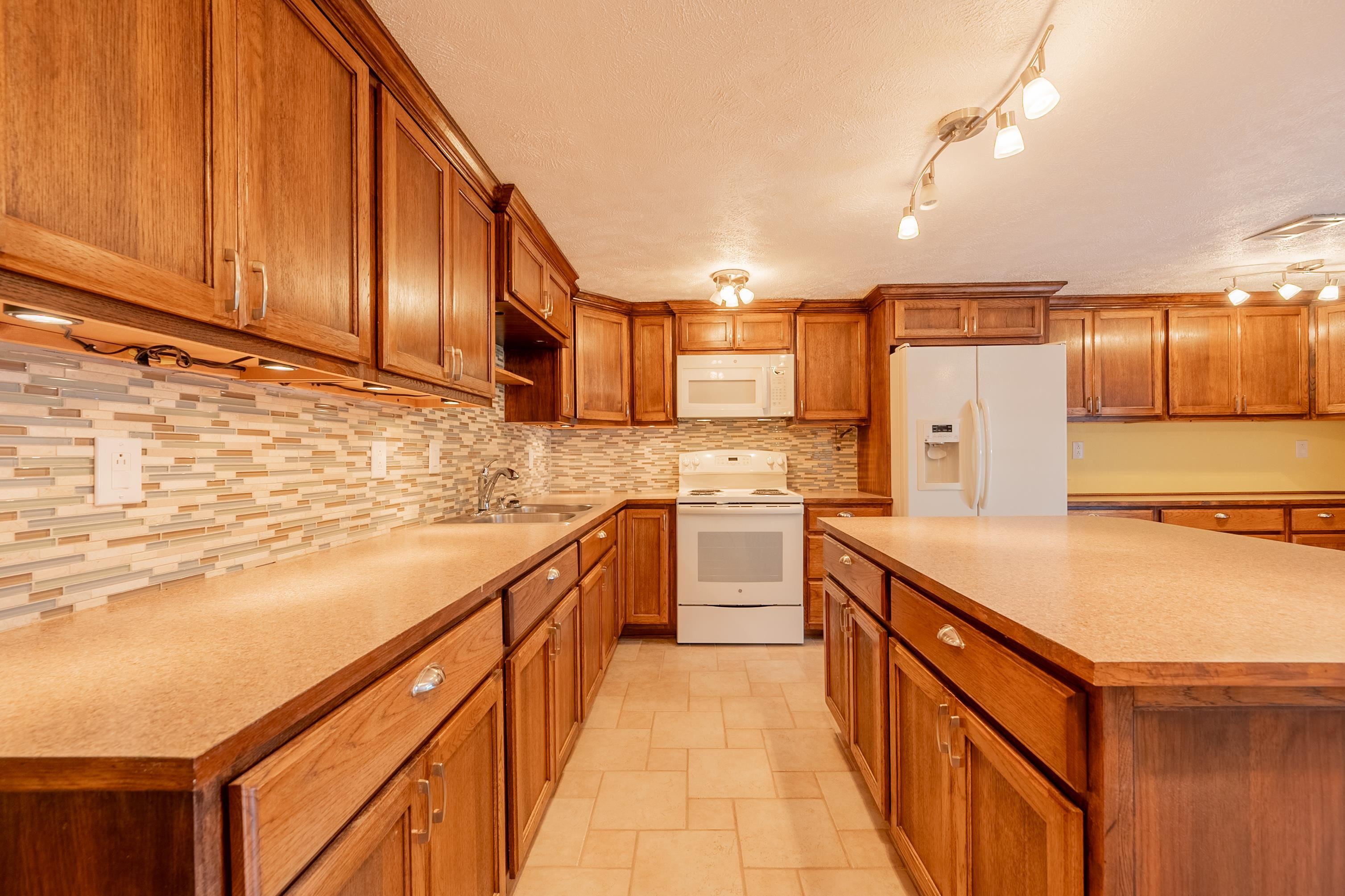 395 E Franklin Street Wytheville VA 24382