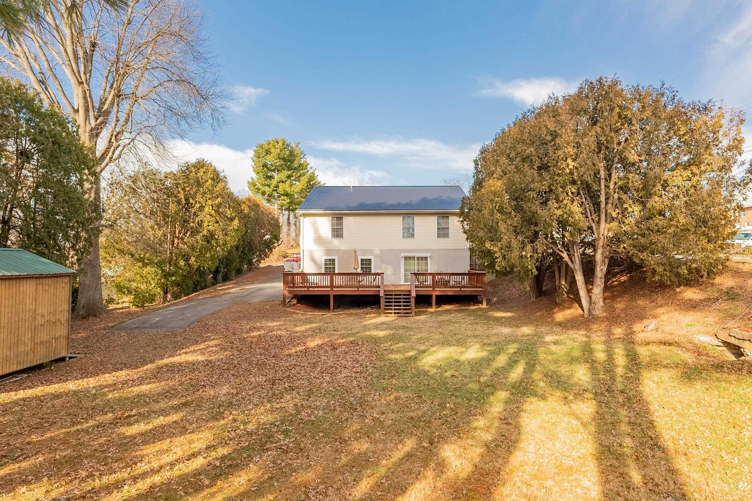 395 E Franklin Street Wytheville VA 24382