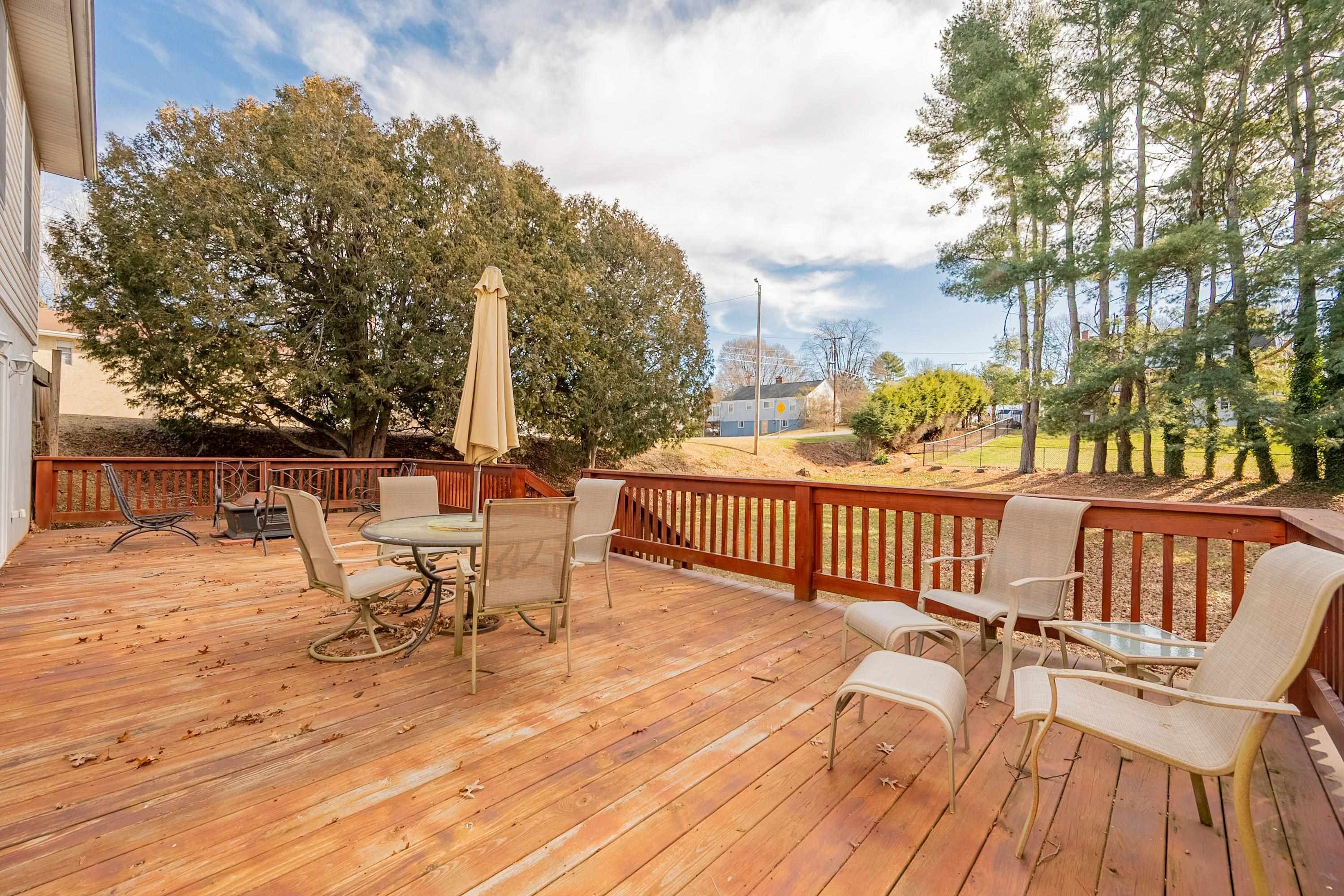 395 E Franklin Street Wytheville VA 24382