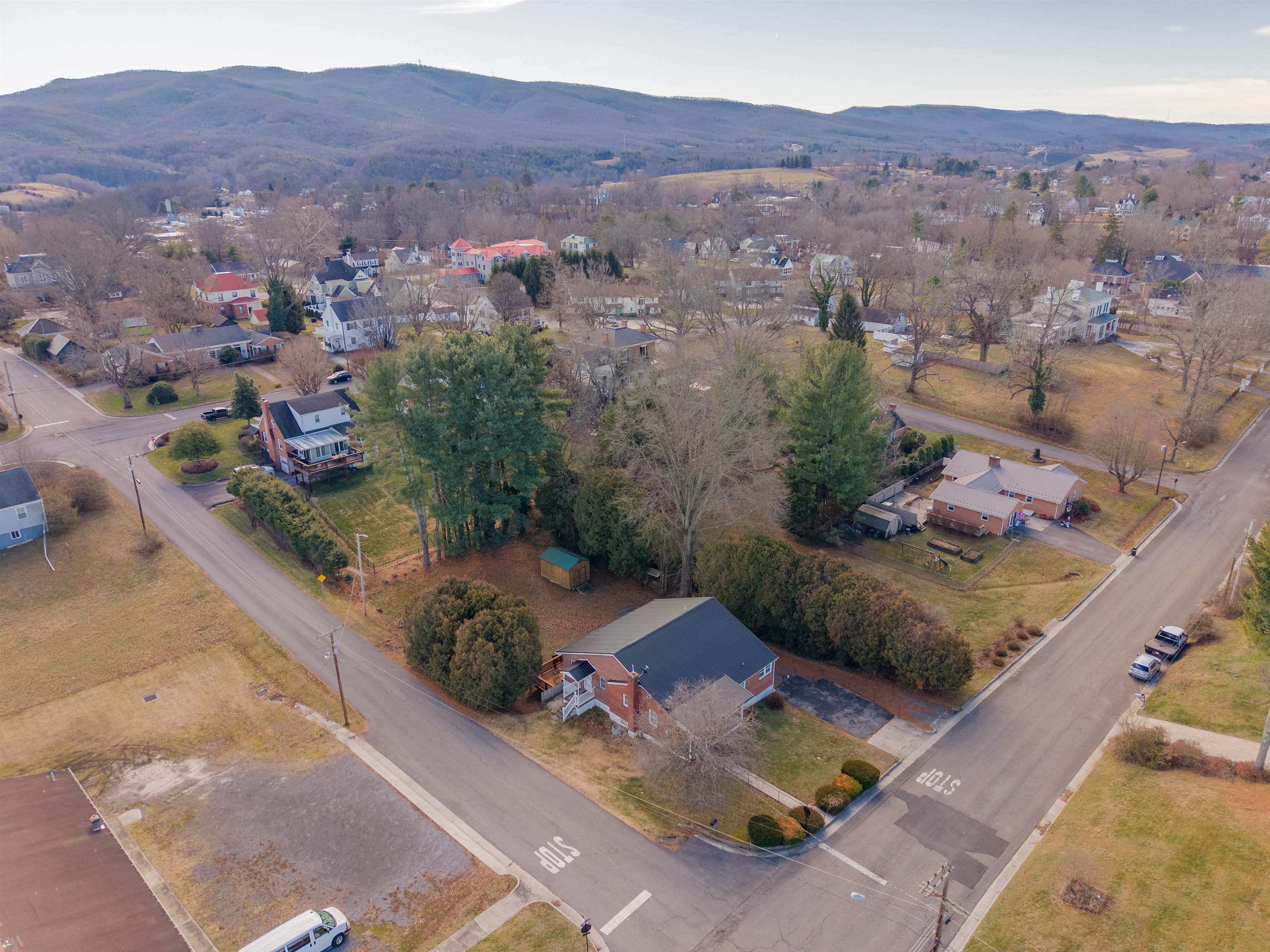 395 E Franklin Street Wytheville VA 24382