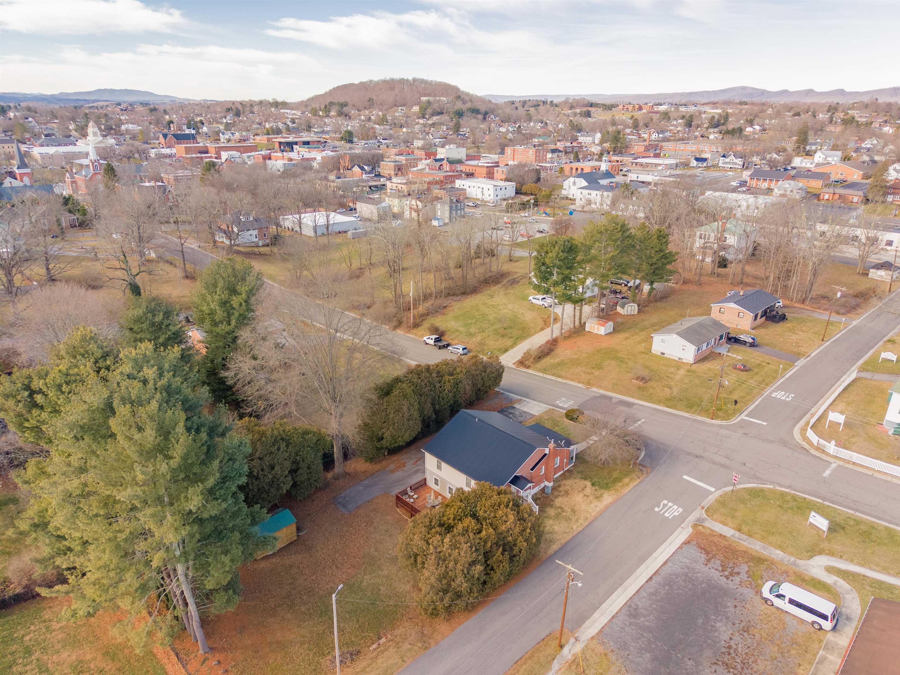 395 E Franklin Street Wytheville VA 24382