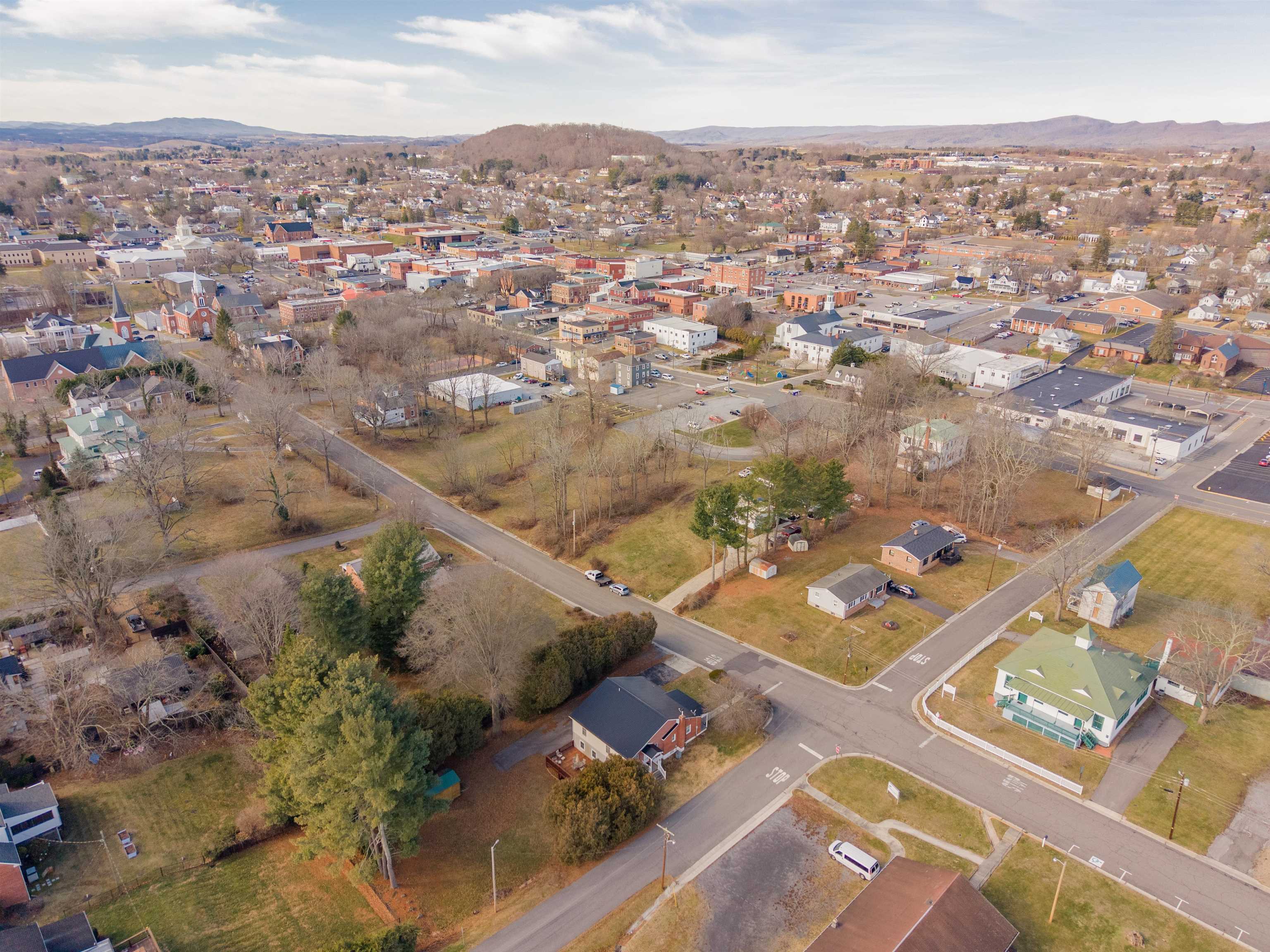 395 E Franklin Street Wytheville VA 24382