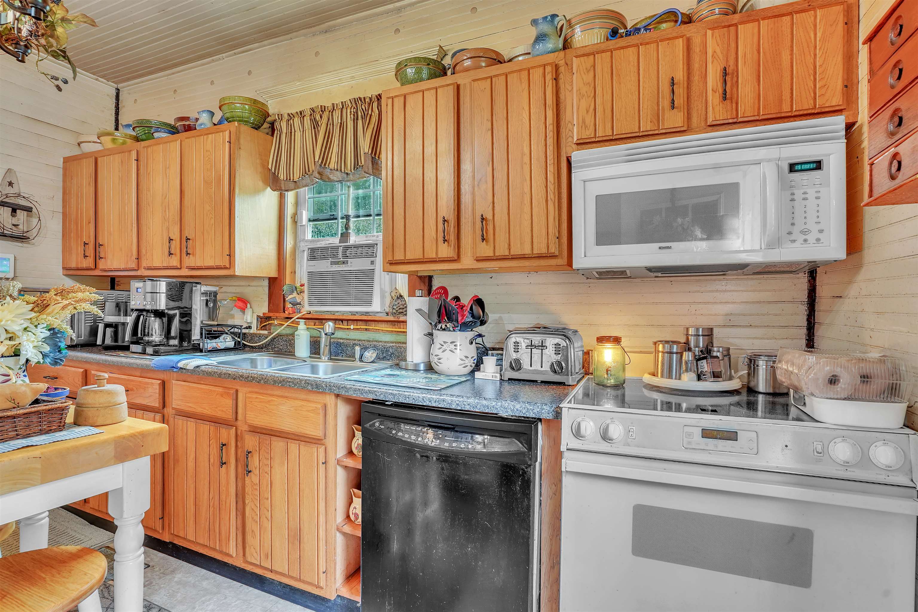 566 Pyrtle Road Ripplemead VA 24150