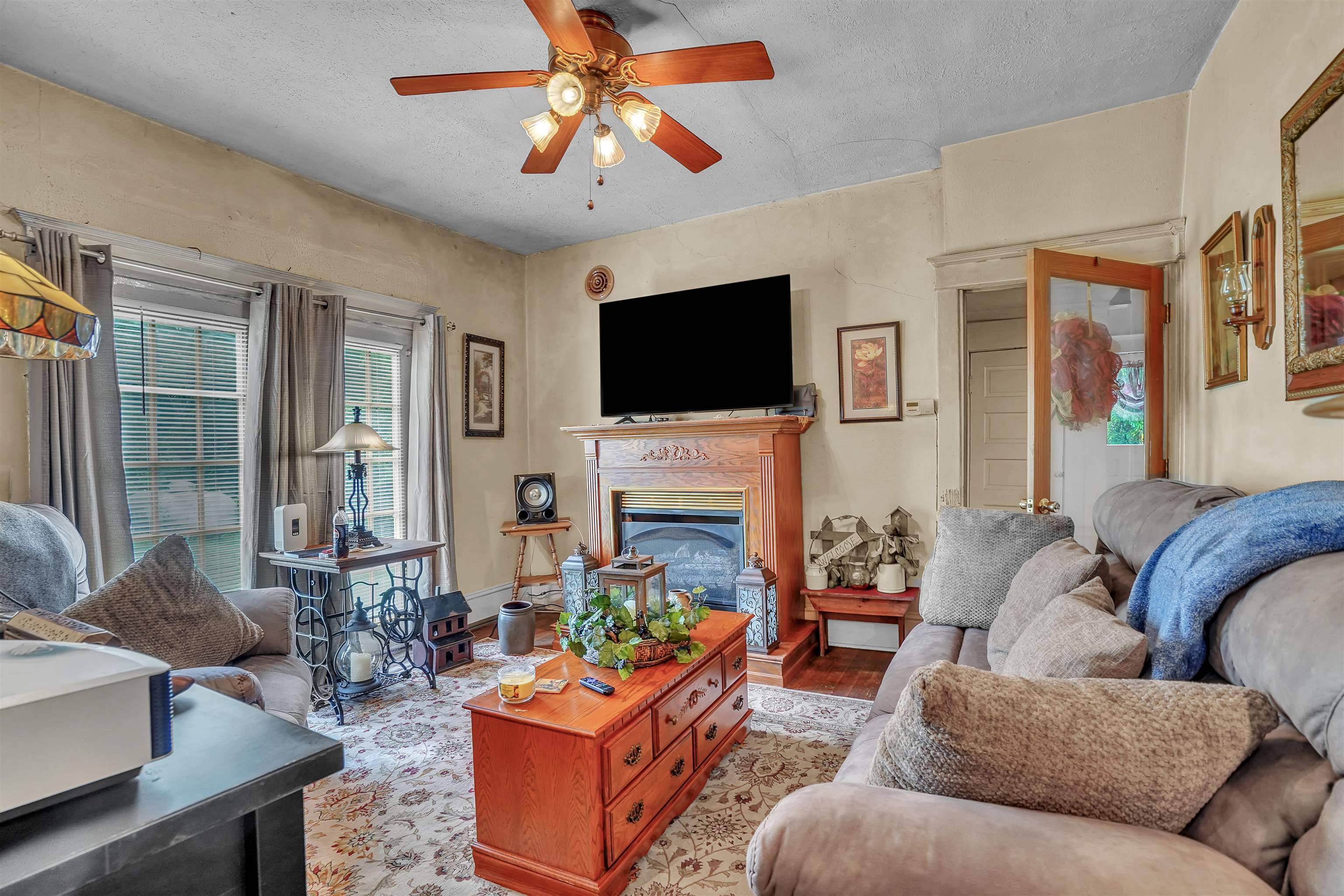 566 Pyrtle Road Ripplemead VA 24150