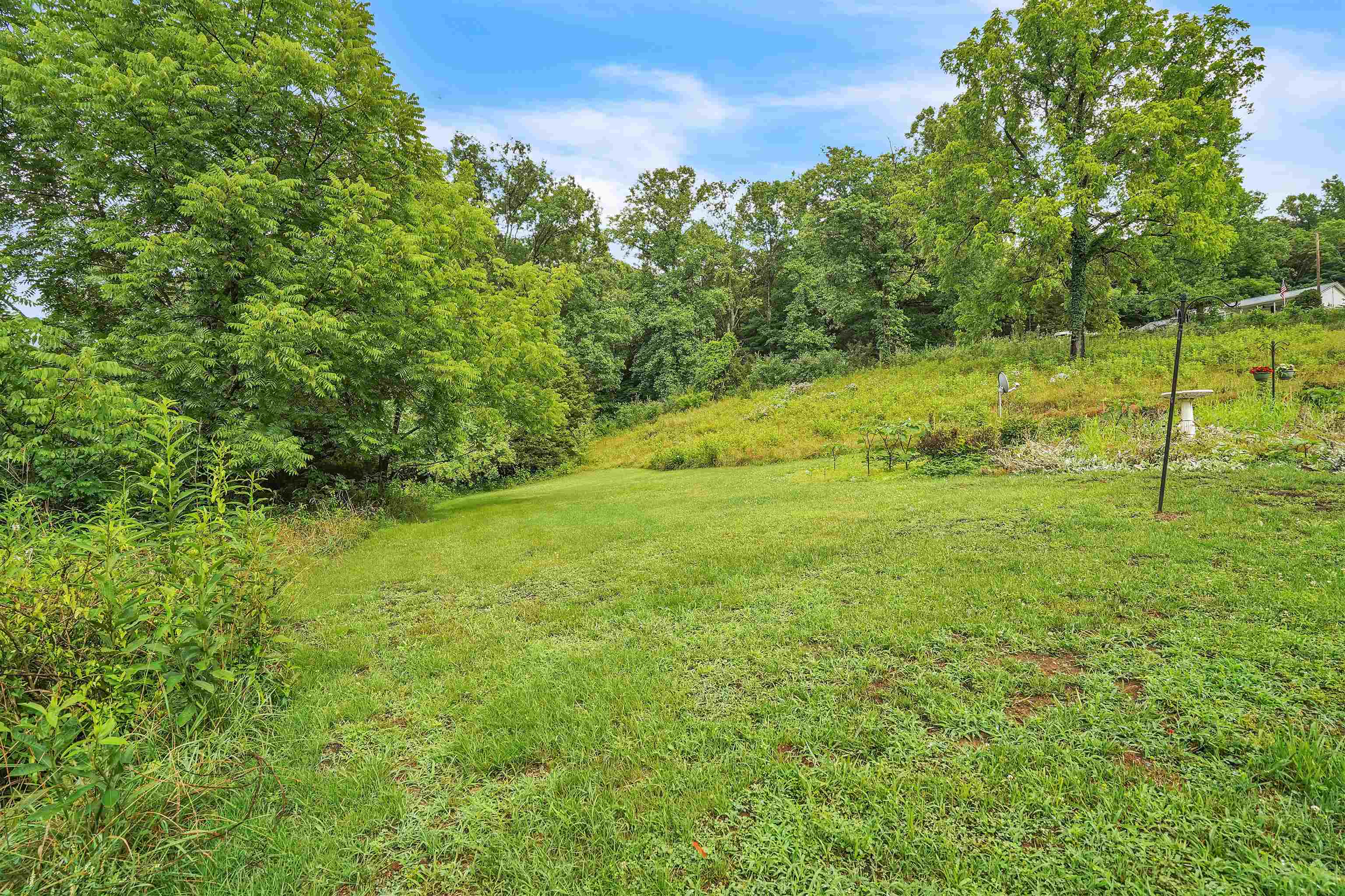 566 Pyrtle Road Ripplemead VA 24150