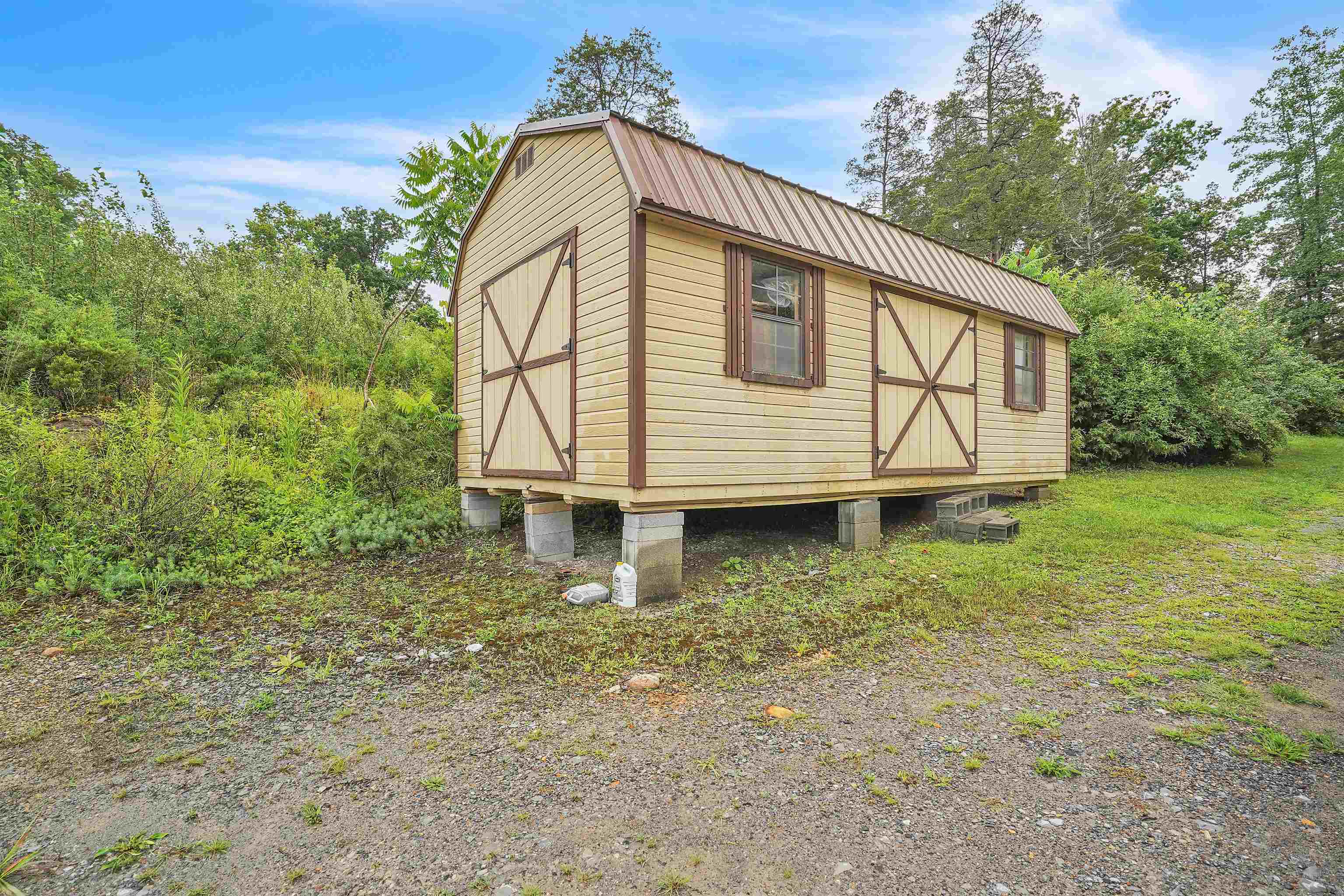 566 Pyrtle Road Ripplemead VA 24150