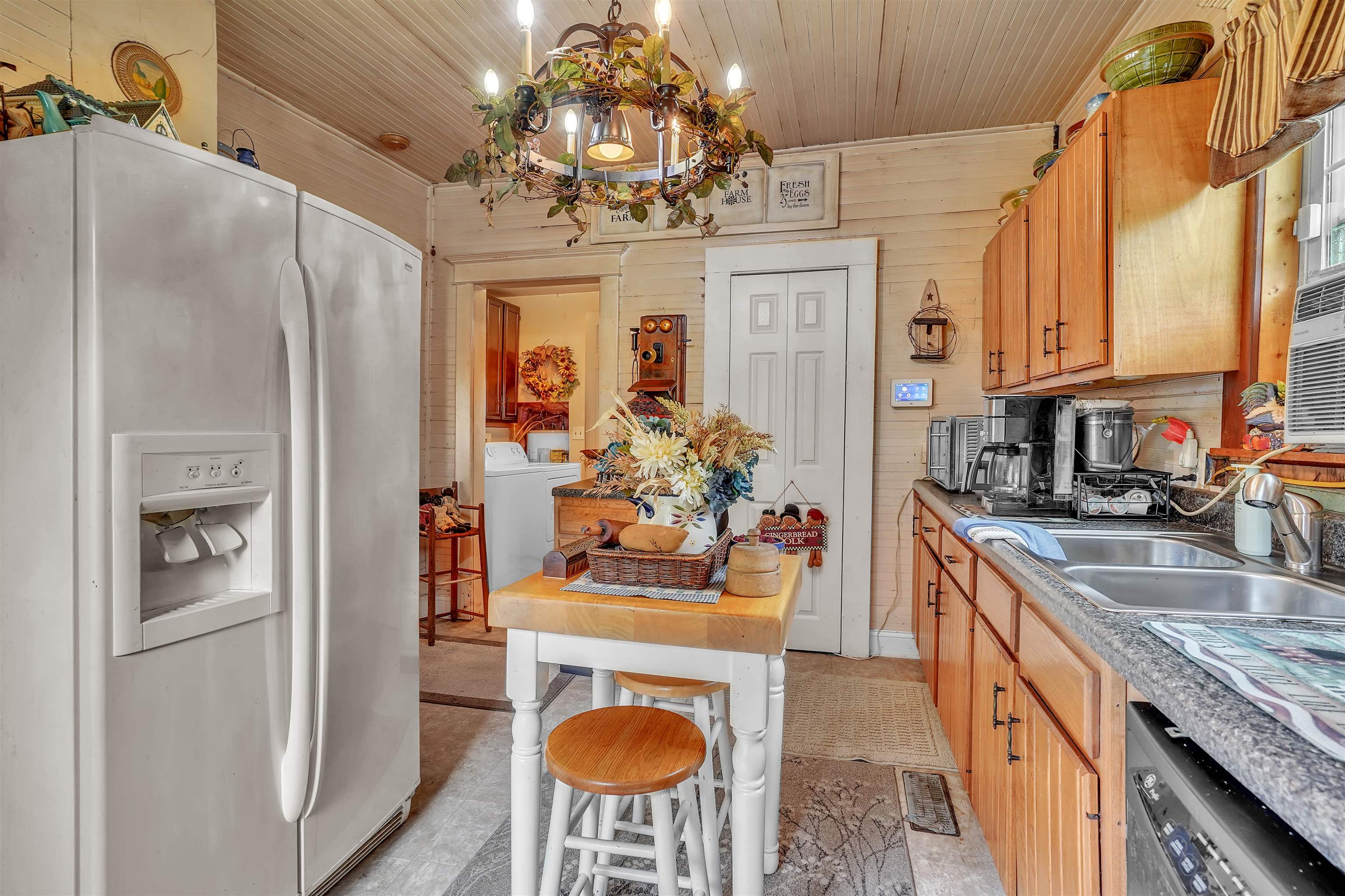 566 Pyrtle Road Ripplemead VA 24150