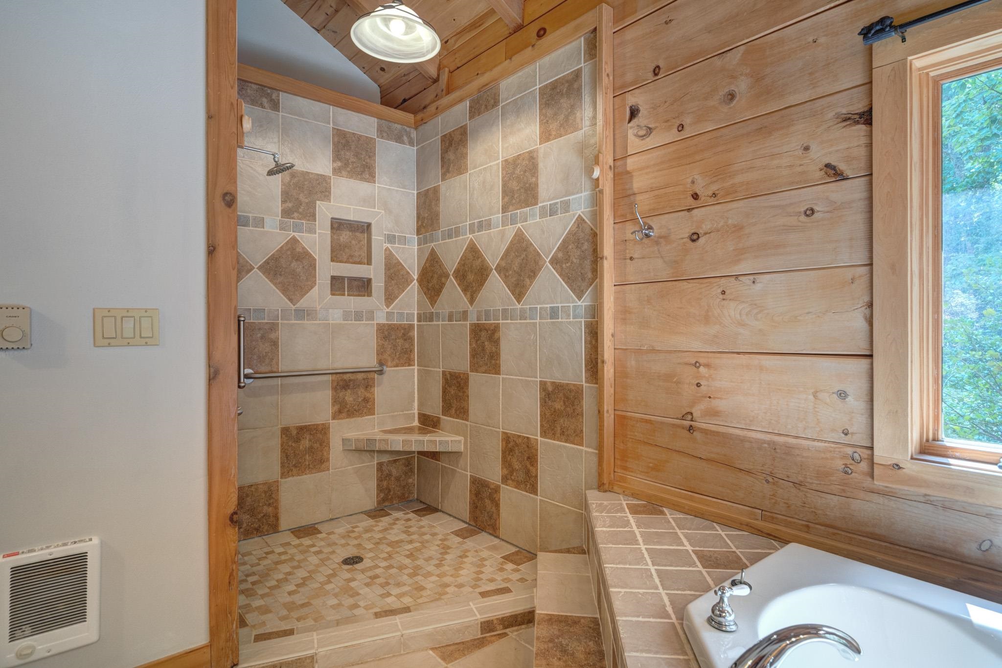 499 Craig Woods Road New Castle VA 24127