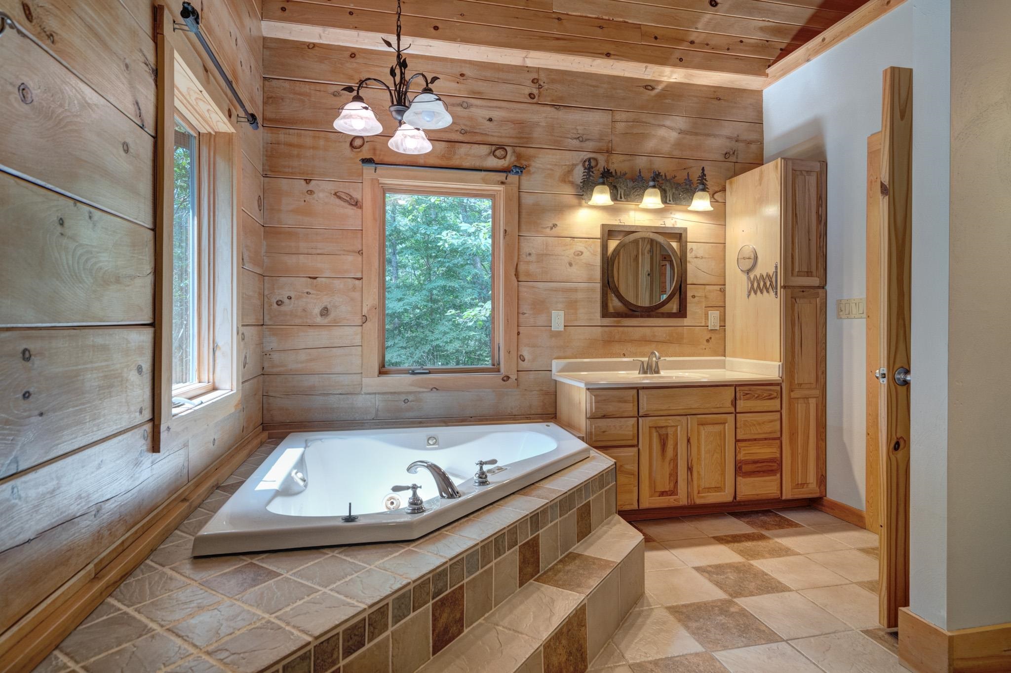 499 Craig Woods Road New Castle VA 24127
