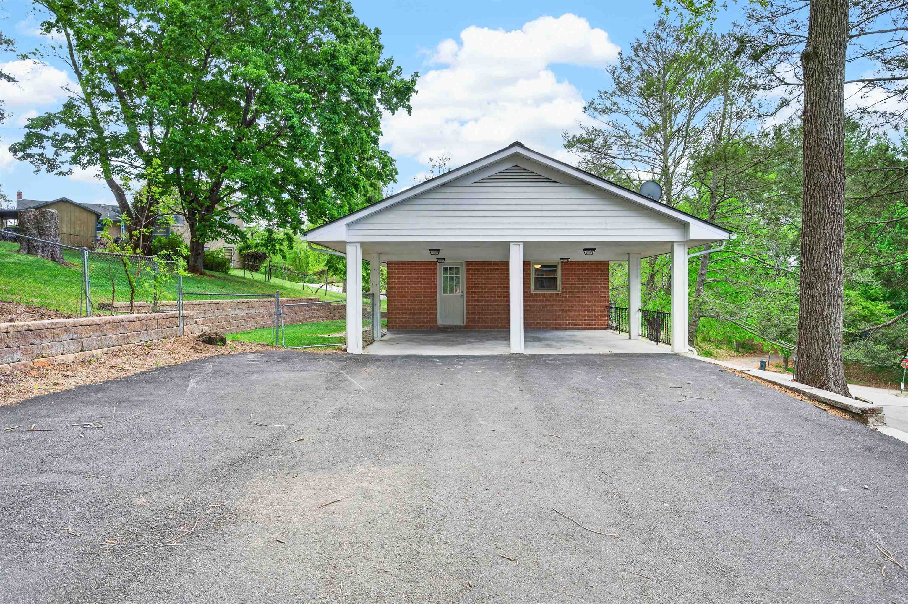 104 Haven Drive Radford VA 24141