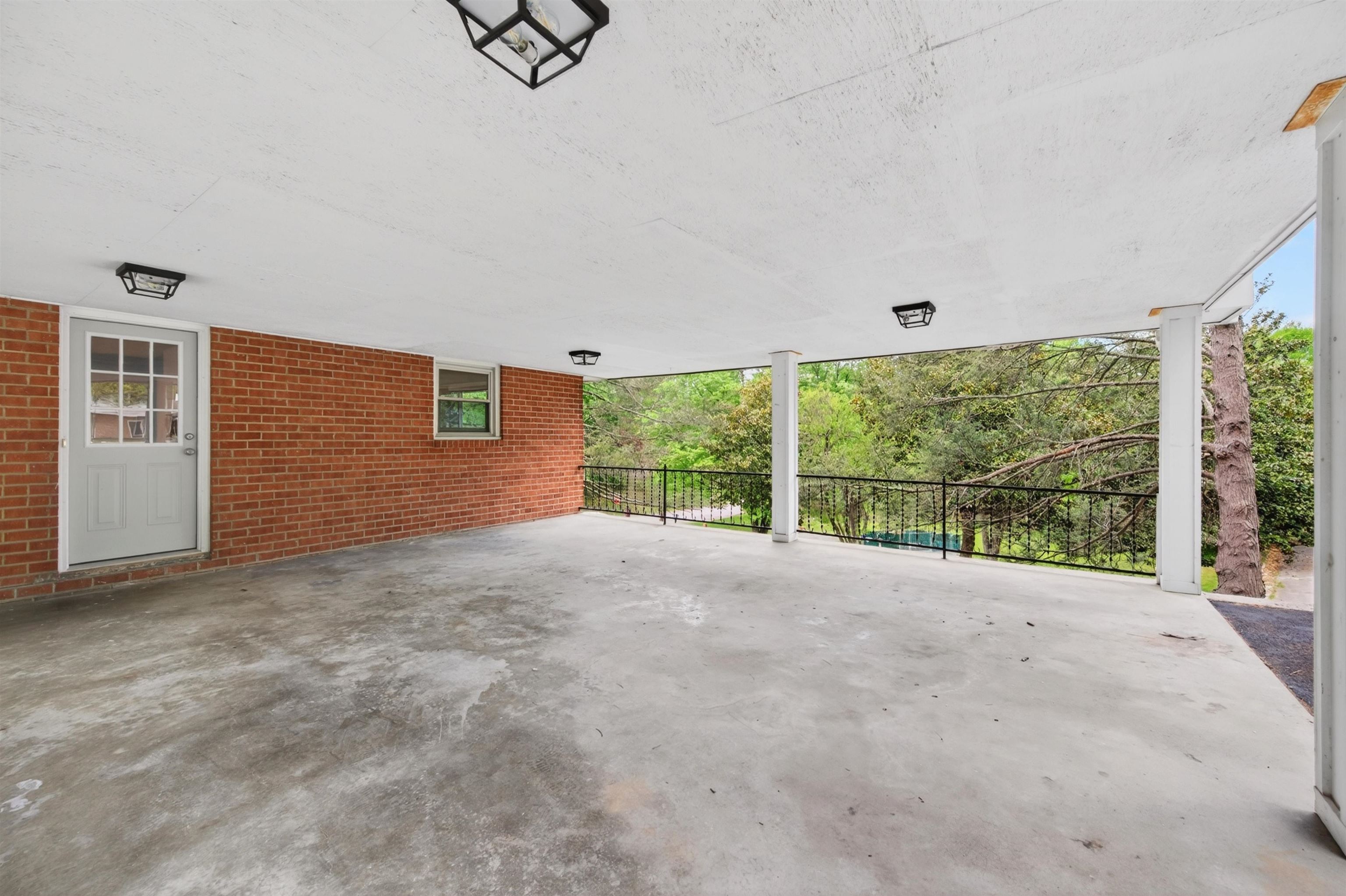 104 Haven Drive Radford VA 24141