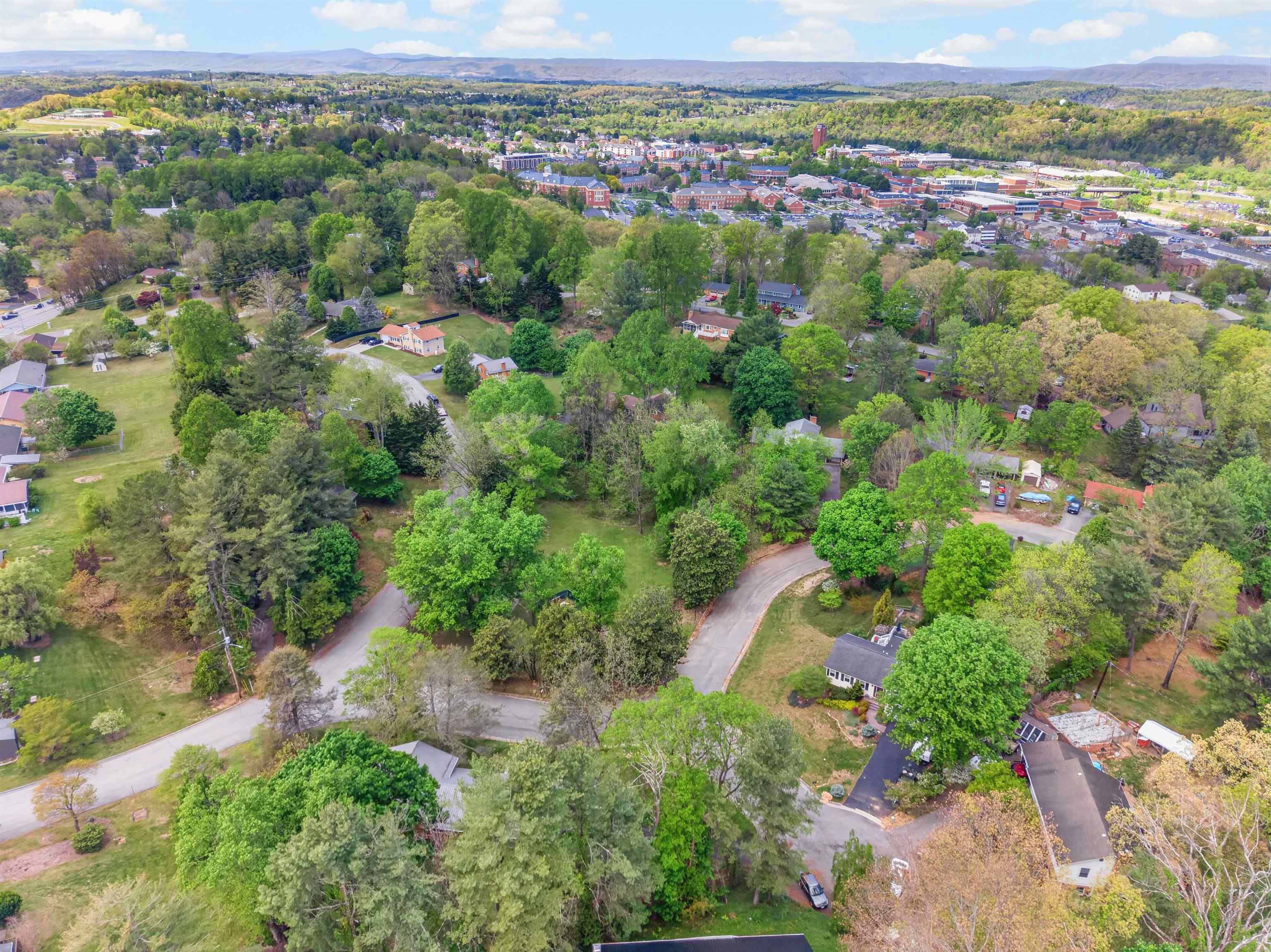 104 Haven Drive Radford VA 24141
