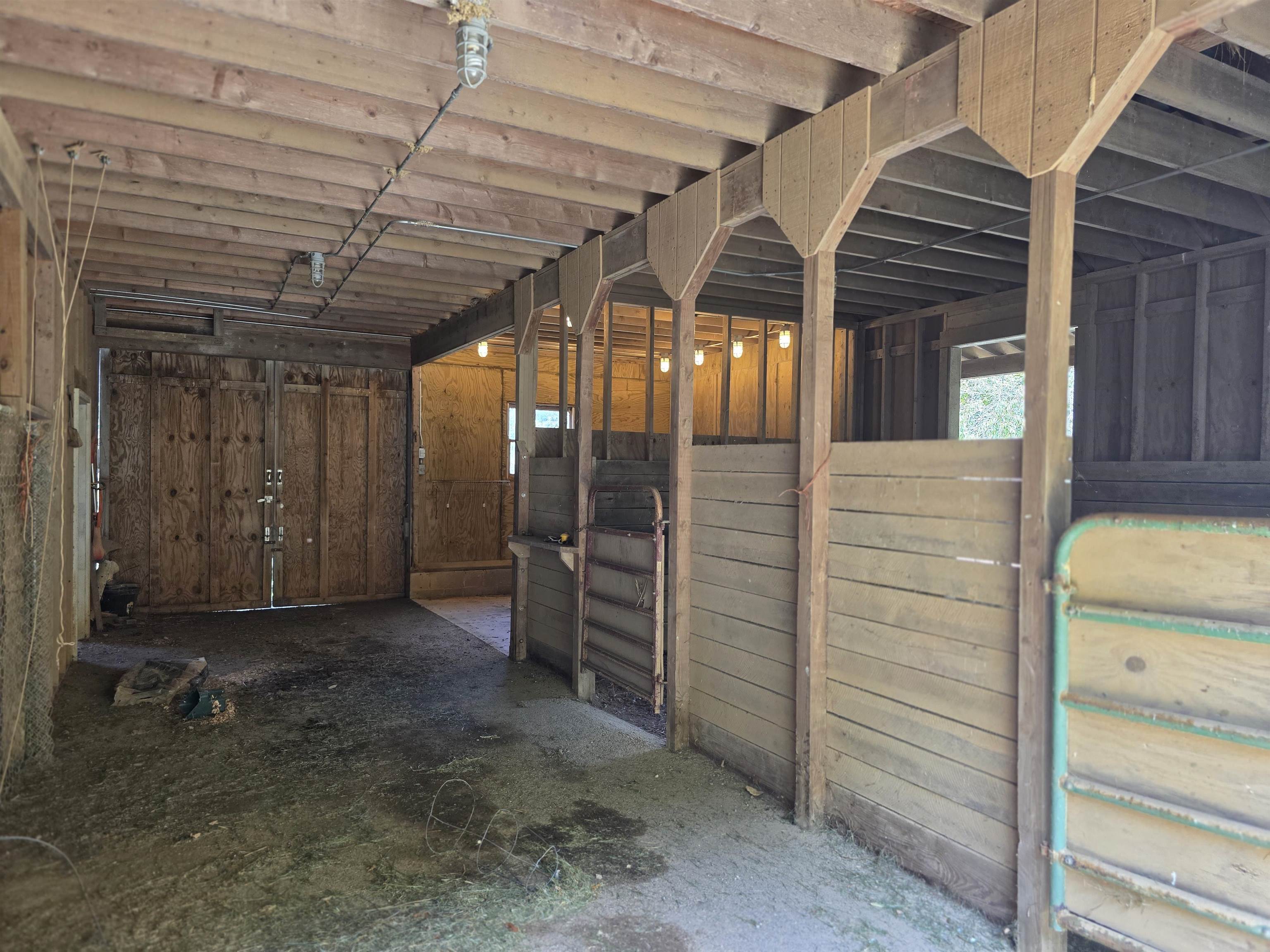 218 Ridge Road Check VA 24072