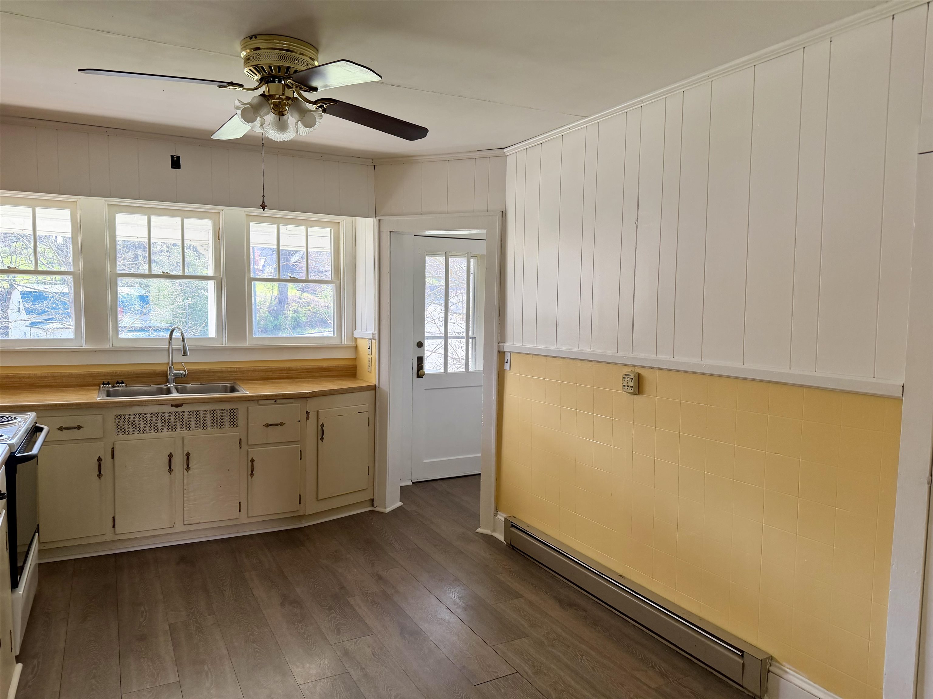 409 Draper Avenue Pulaski VA 24301