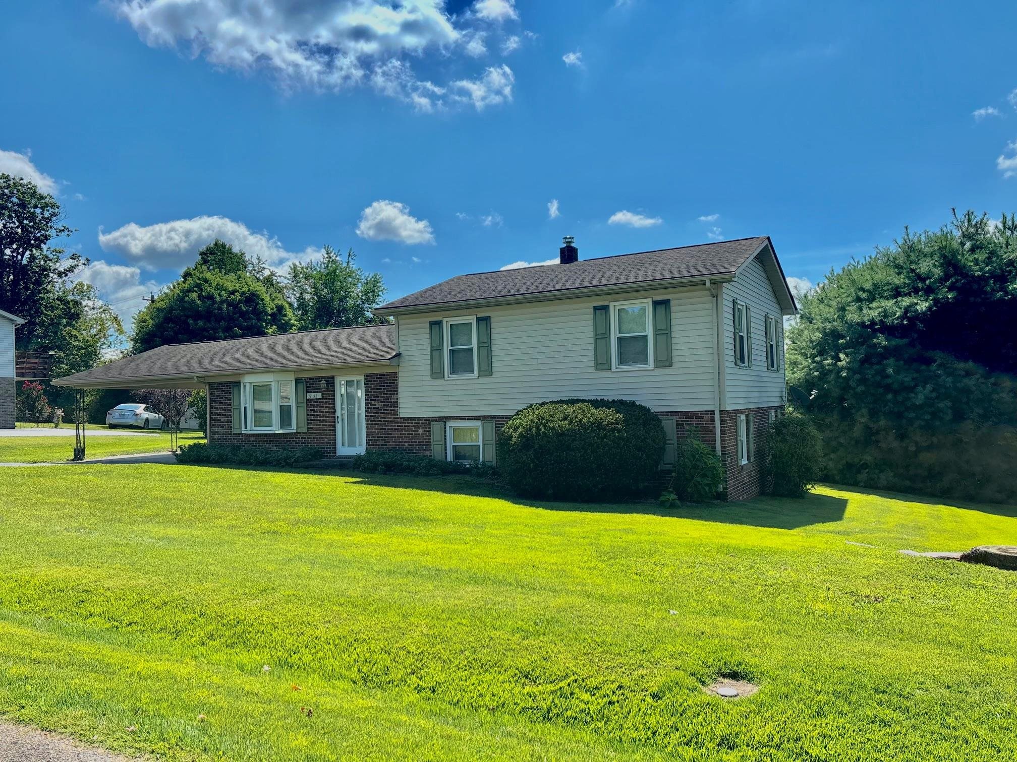 5121 Southern Drive Dublin VA 24084