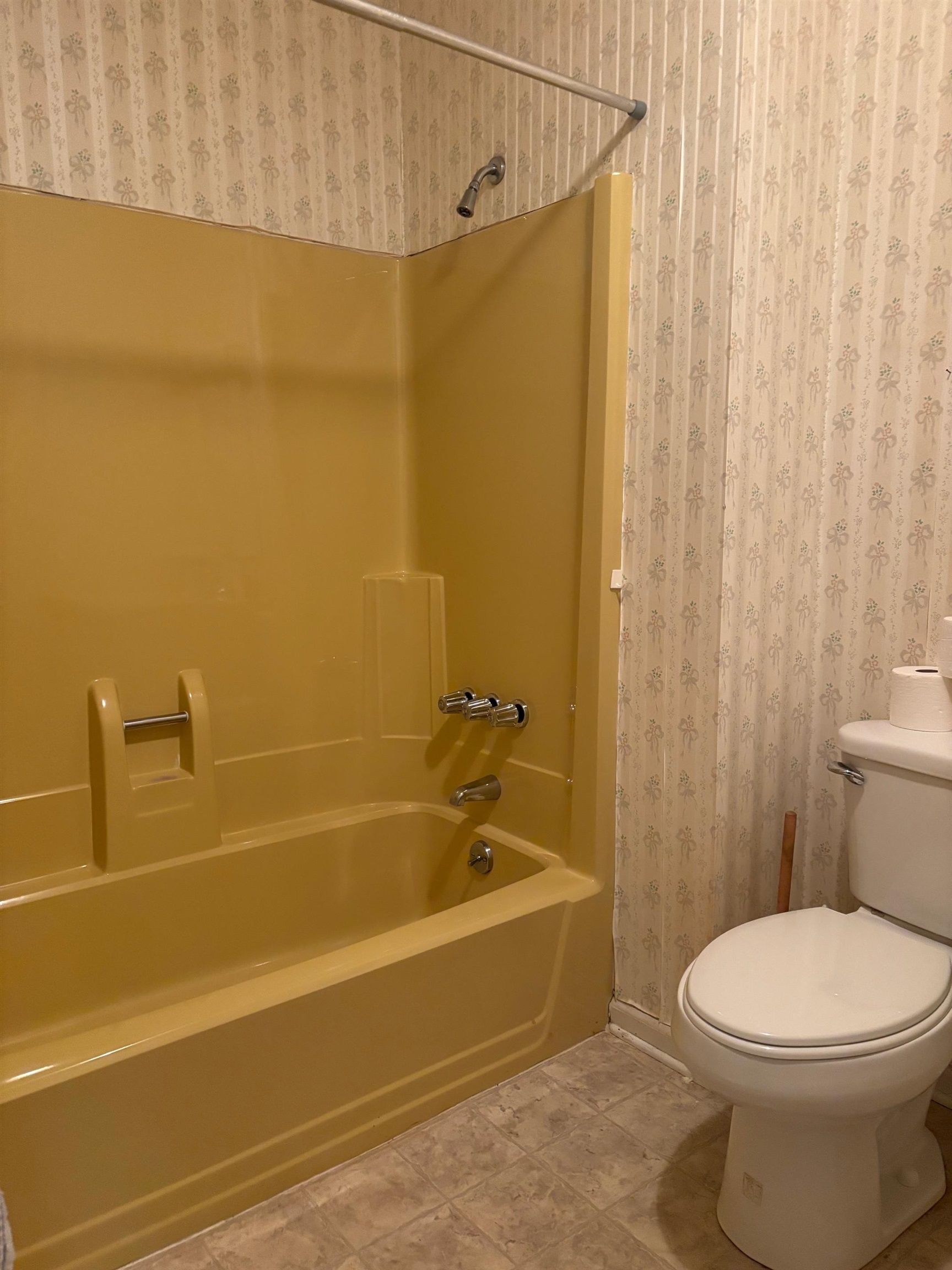 5121 Southern Drive Dublin VA 24084
