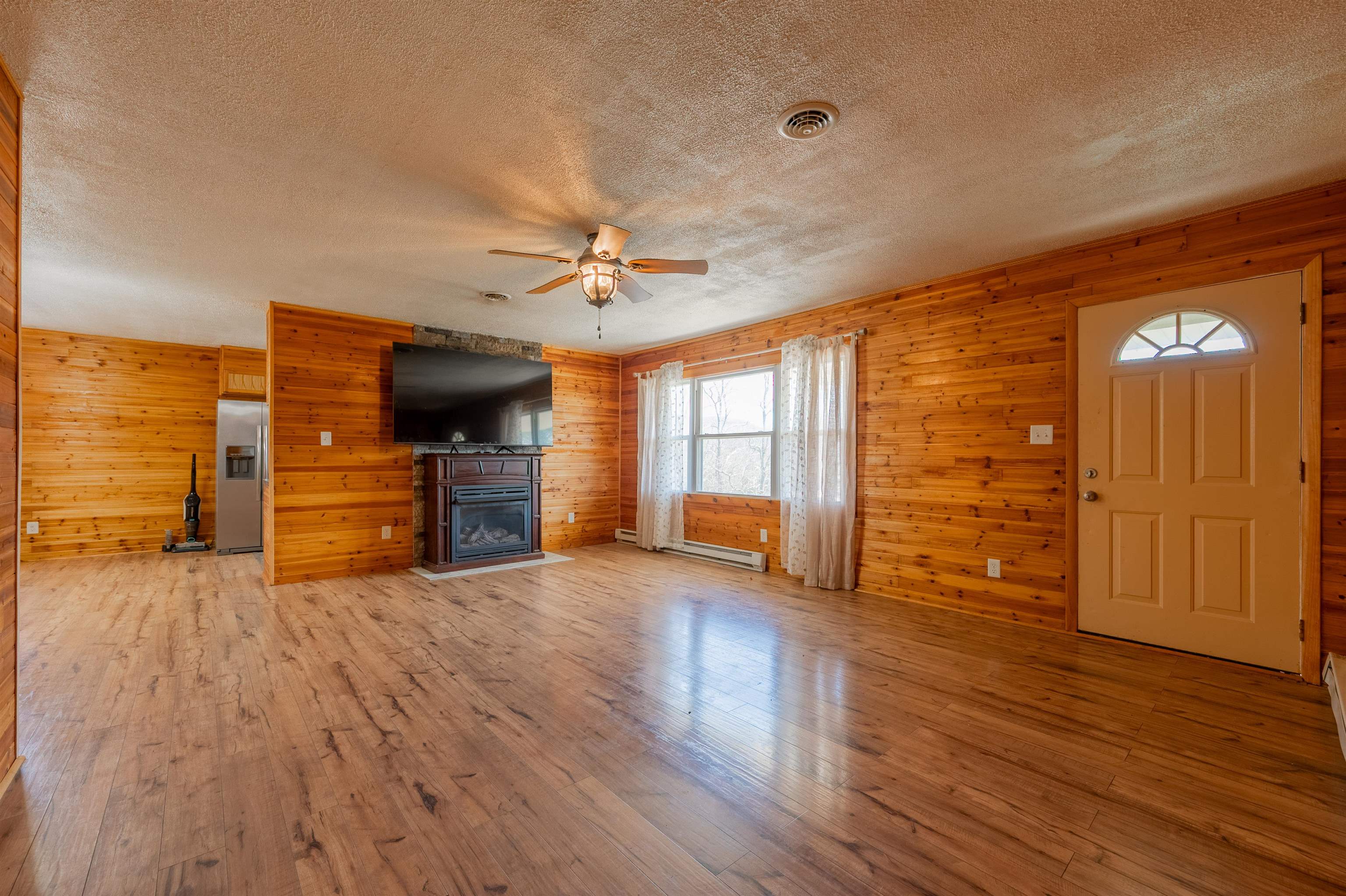 906 Cinnamon Run Wytheville VA 24382