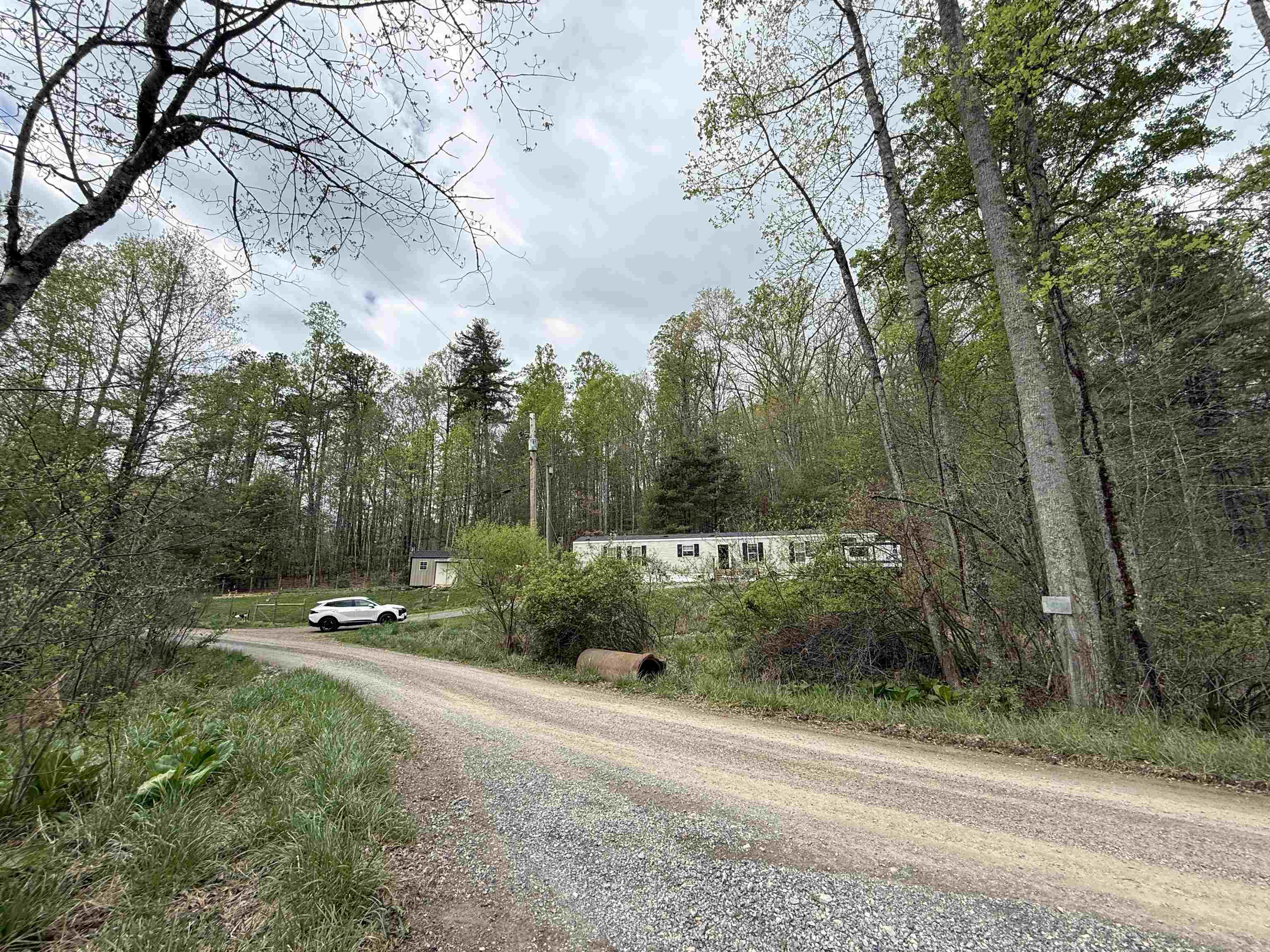 3731 Sunflower Road Pilot VA 24138