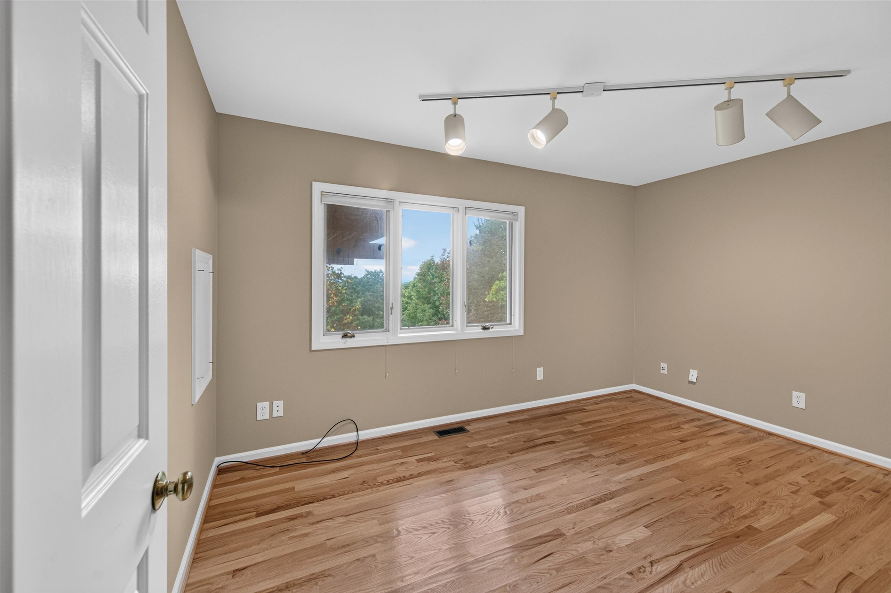 1723 Jefferson Forest Lane Blacksburg VA 24060
