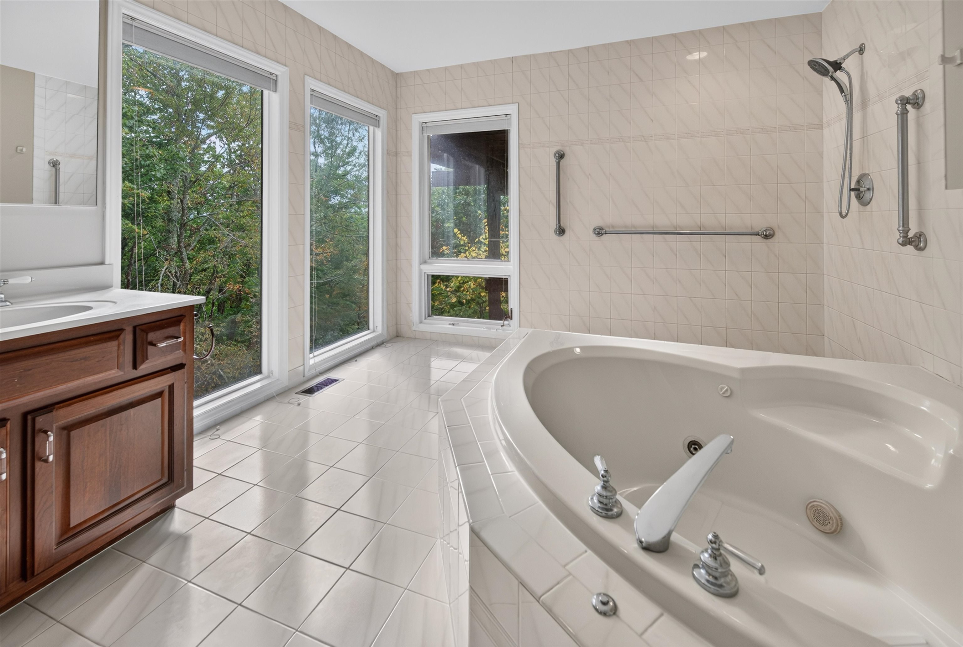 1723 Jefferson Forest Lane Blacksburg VA 24060