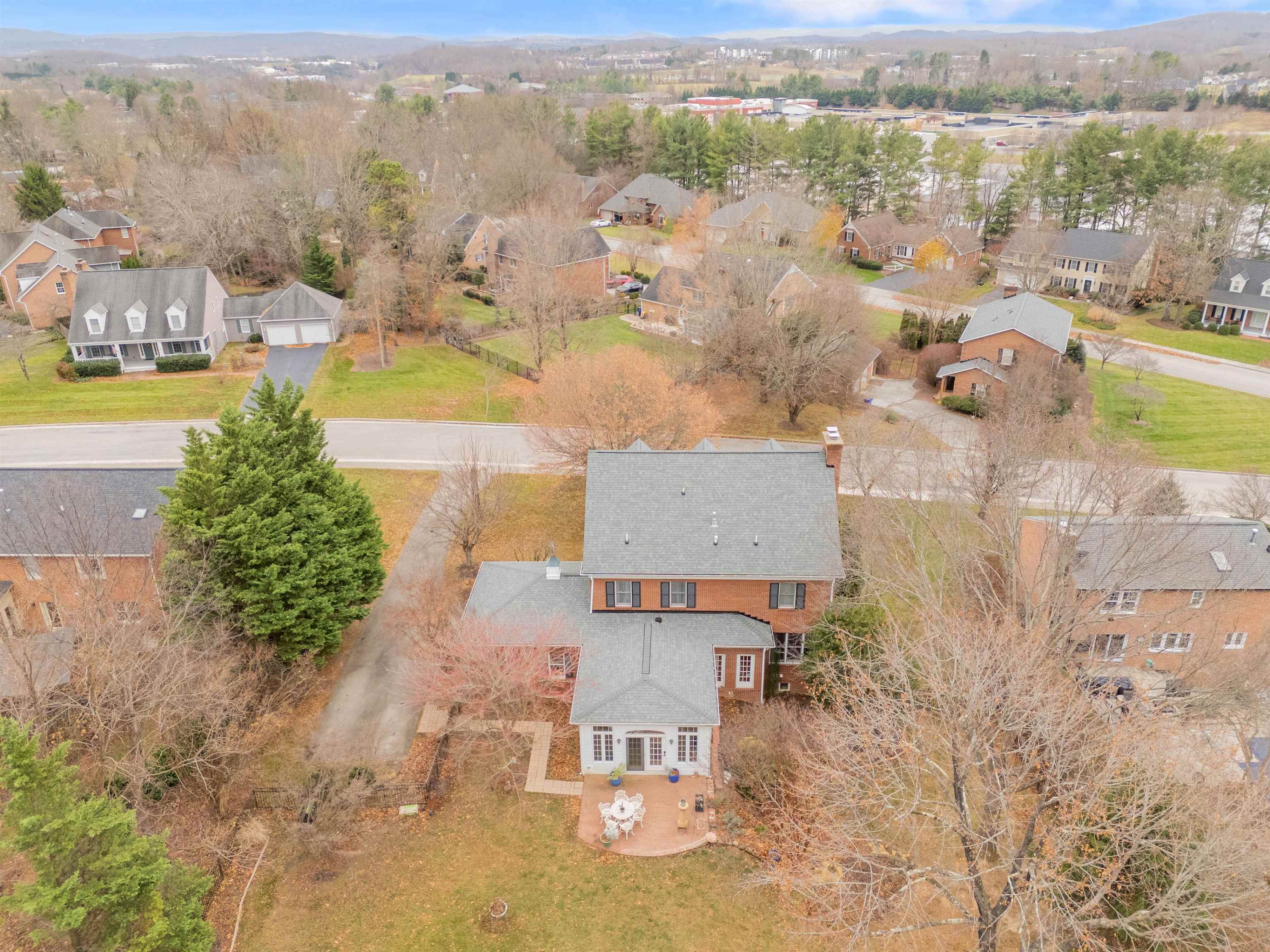 214 Mateer Circle Blacksburg VA 24060