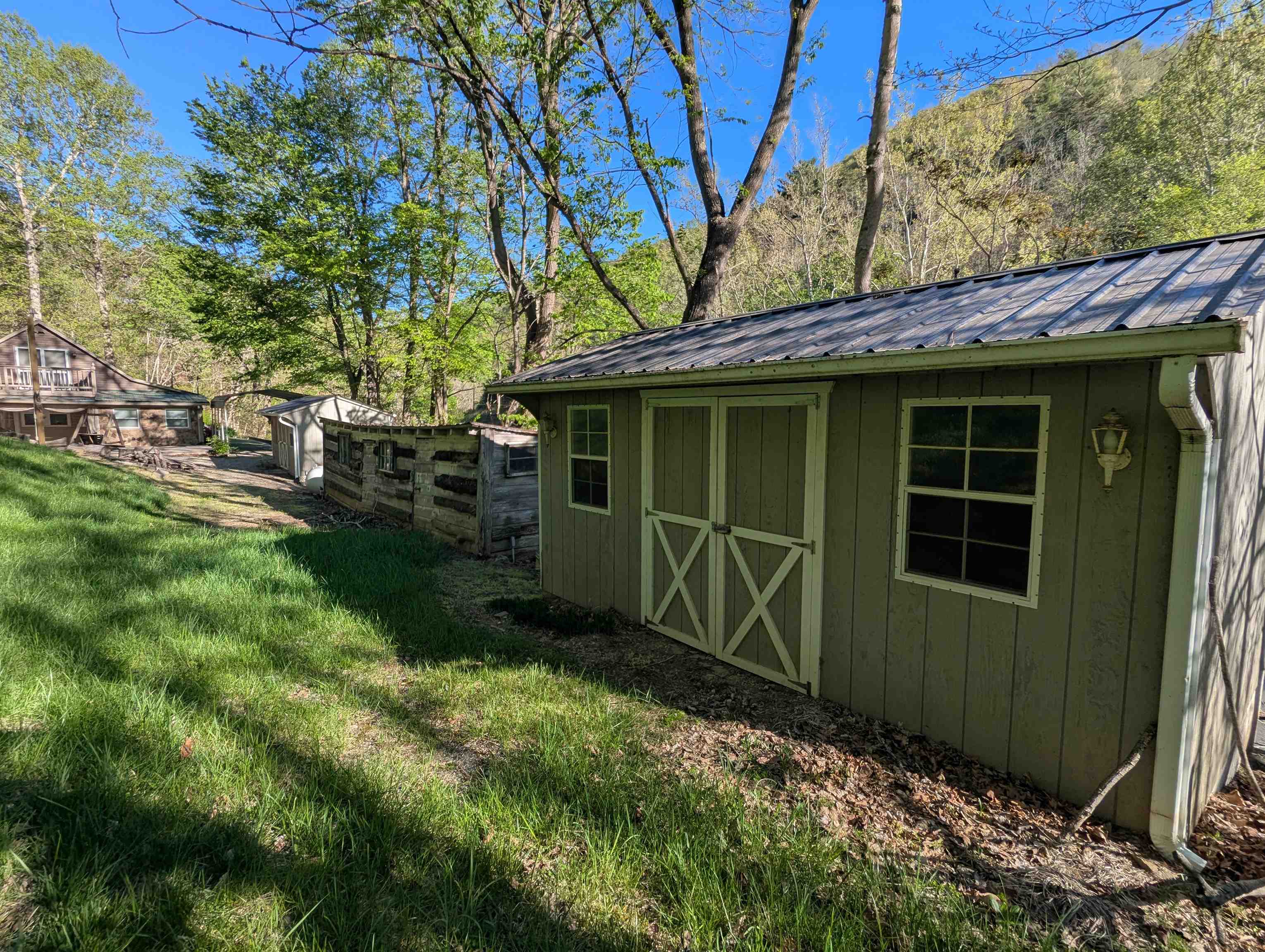 2806 Shawsville Pike NE Shawsville VA 24162