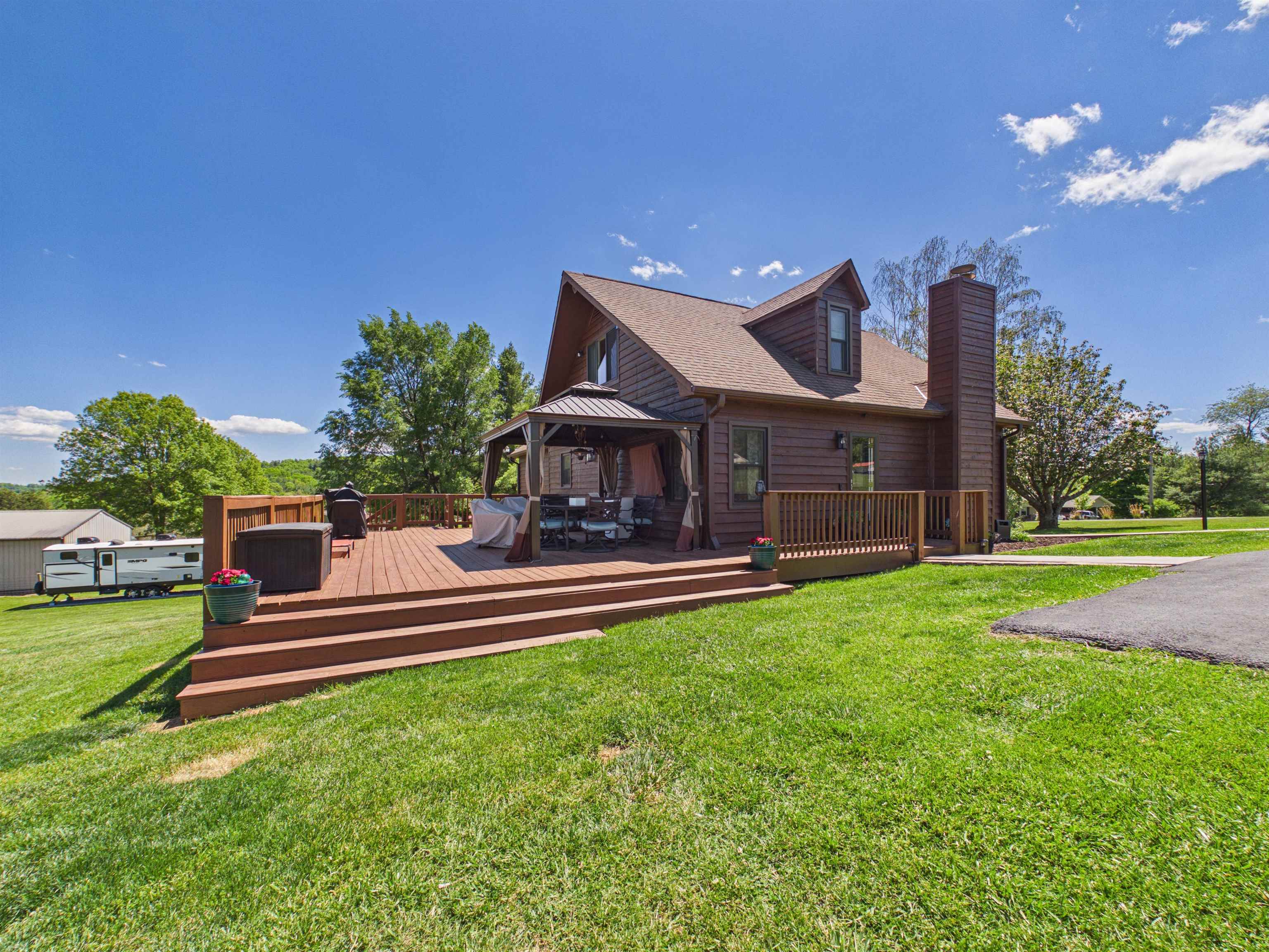 248 Mcgavock Lane Max Meadows VA 24360