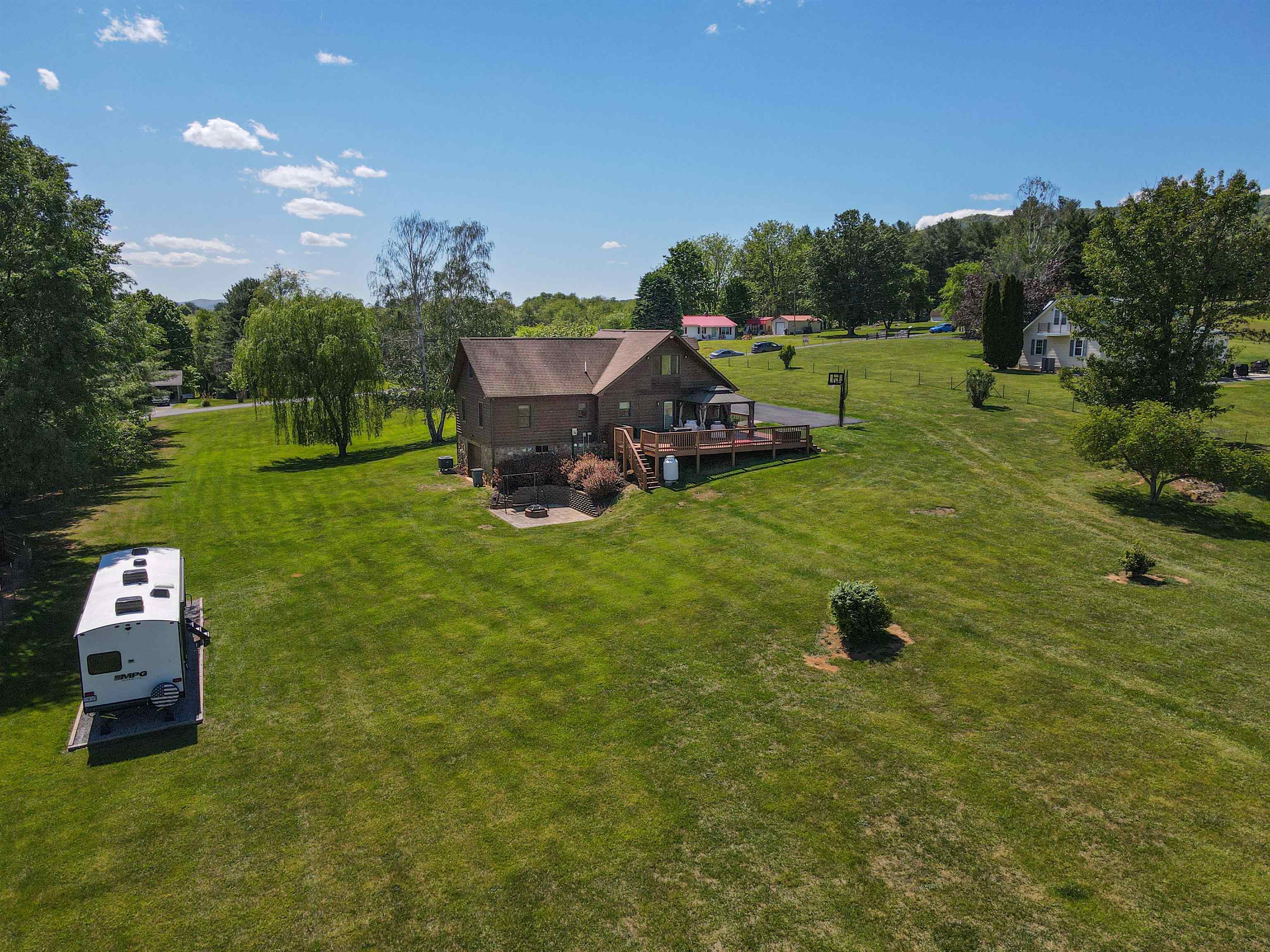 248 Mcgavock Lane Max Meadows VA 24360