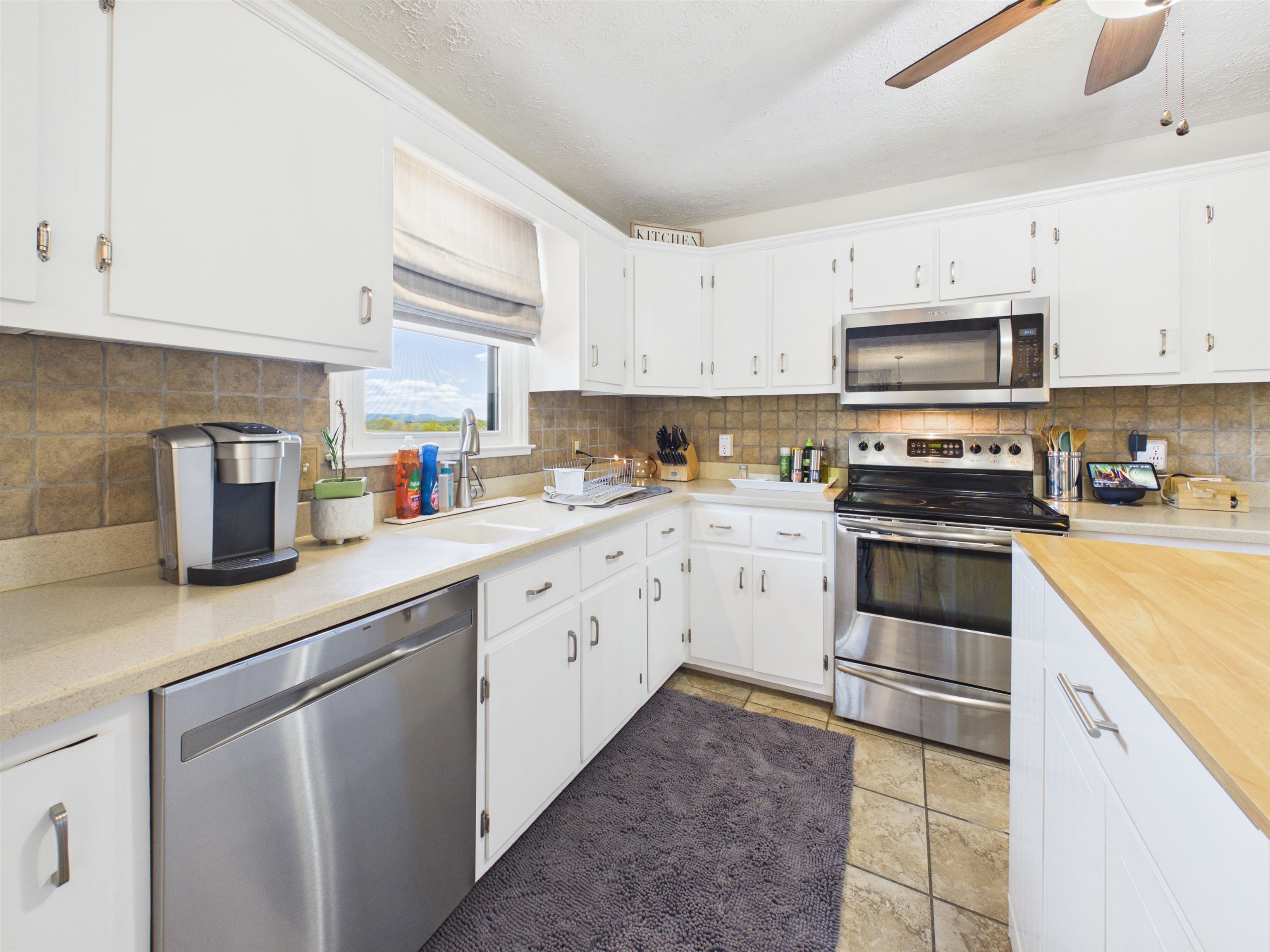 248 Mcgavock Lane Max Meadows VA 24360