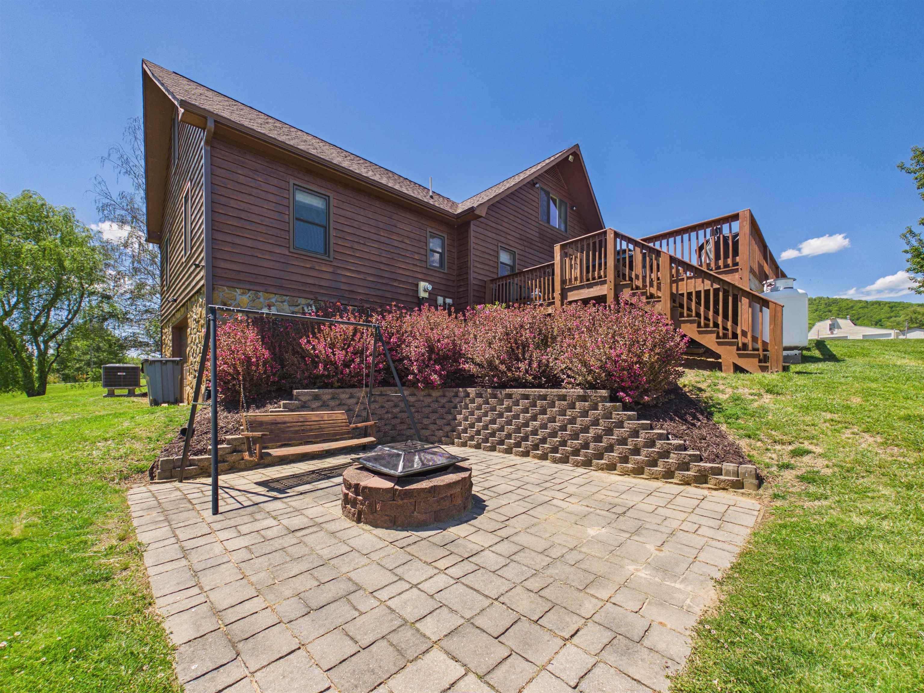 248 Mcgavock Lane Max Meadows VA 24360