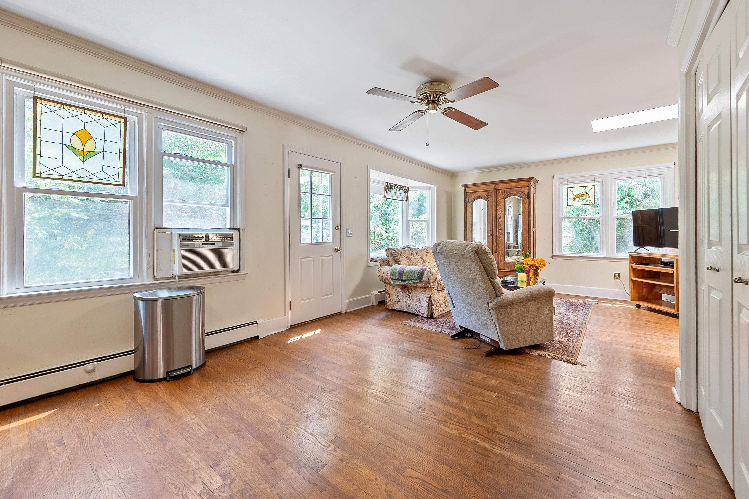 206 Macarthur Avenue Radford VA 24141