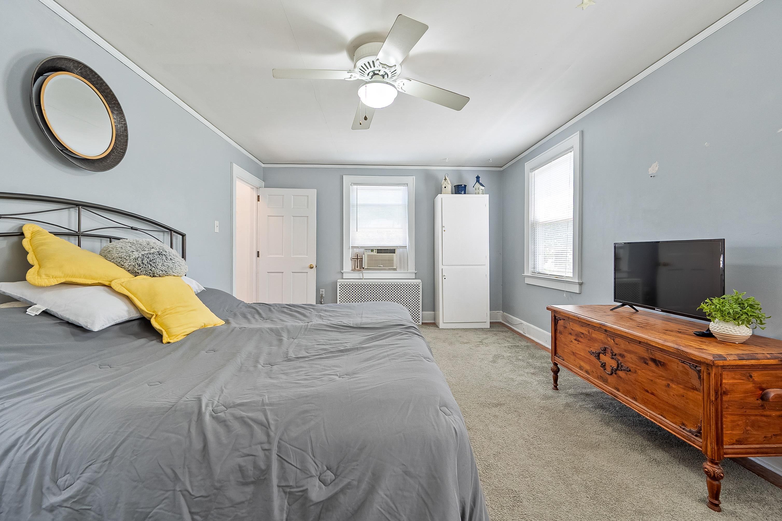 206 Macarthur Avenue Radford VA 24141