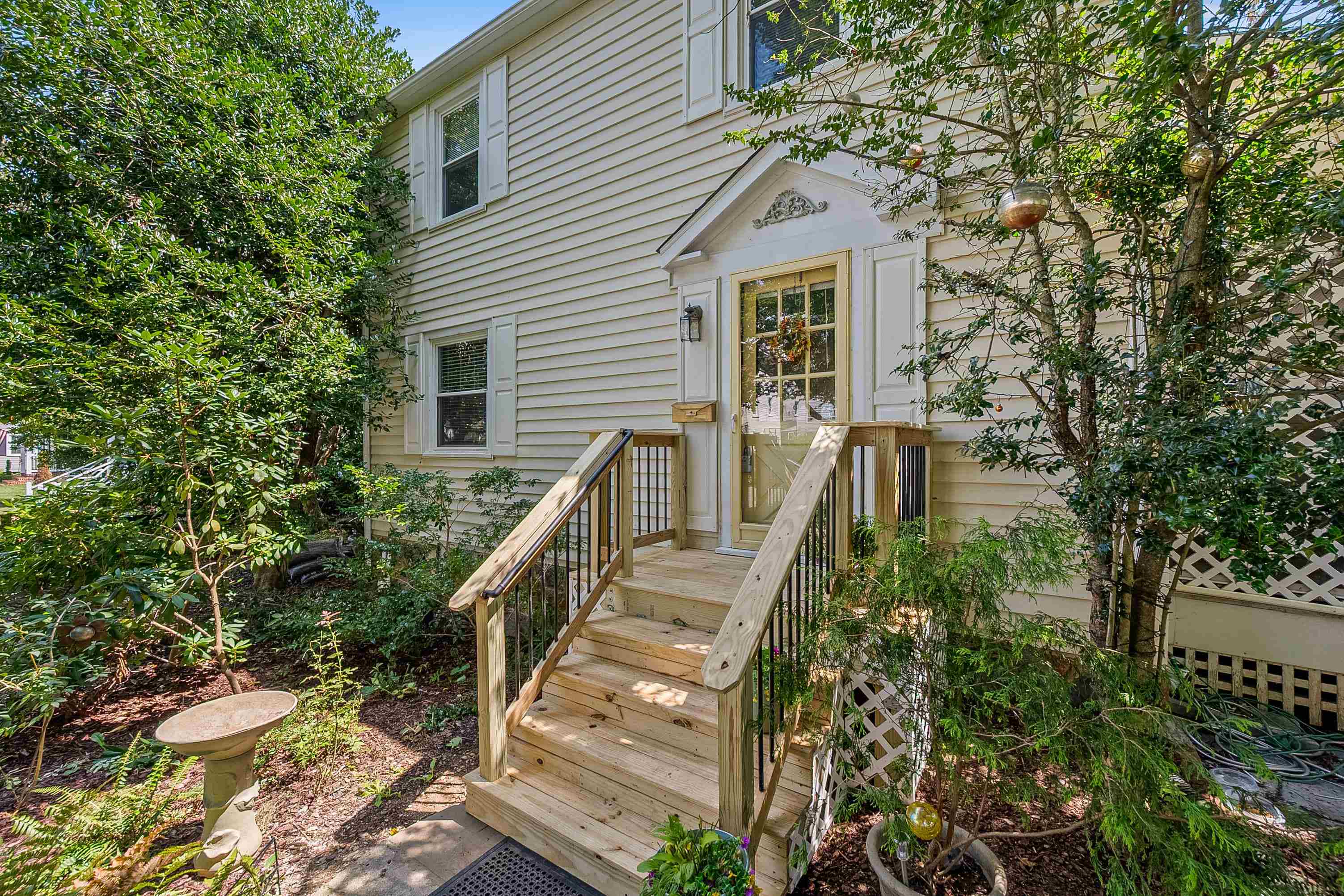 206 Macarthur Avenue Radford VA 24141