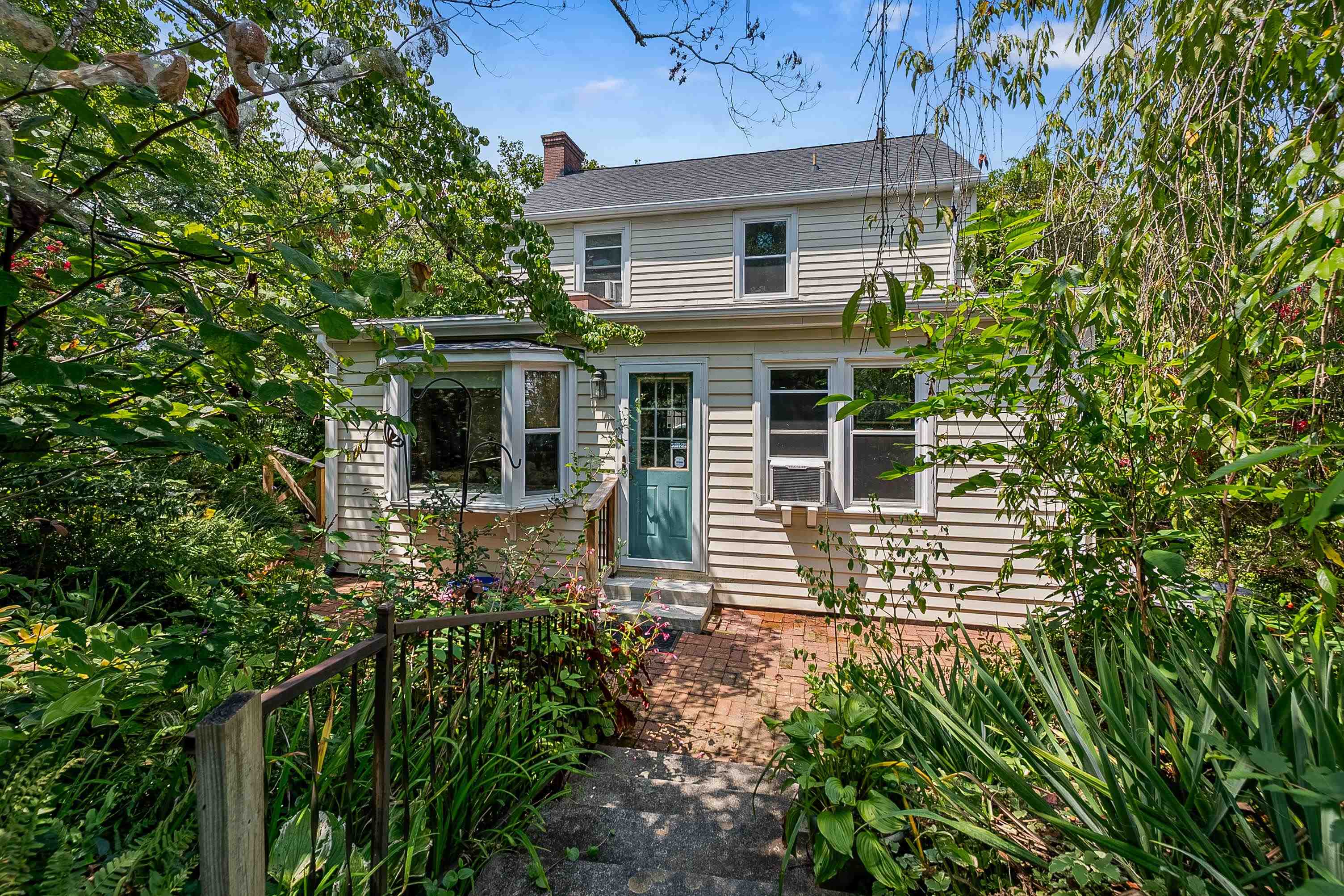 206 Macarthur Avenue Radford VA 24141