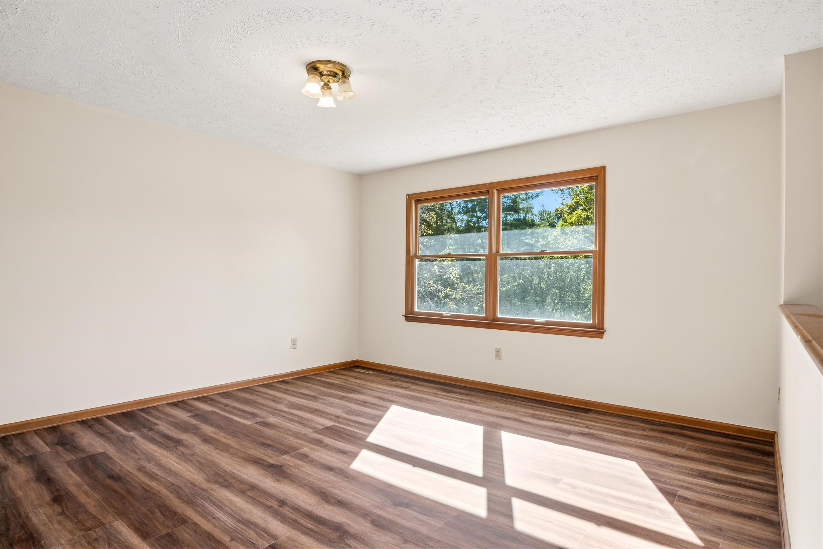 219 Smith Street Pembroke VA 24136