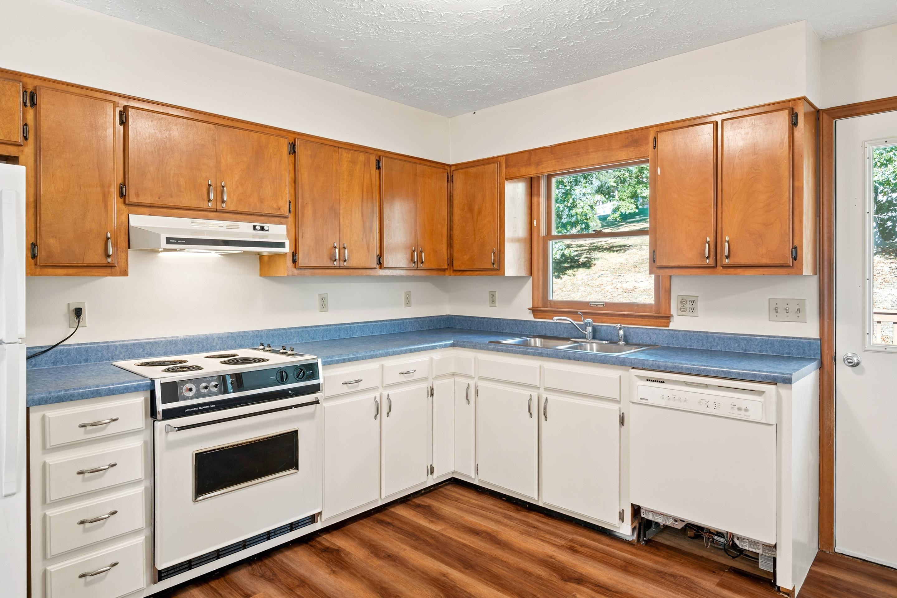 219 Smith Street Pembroke VA 24136