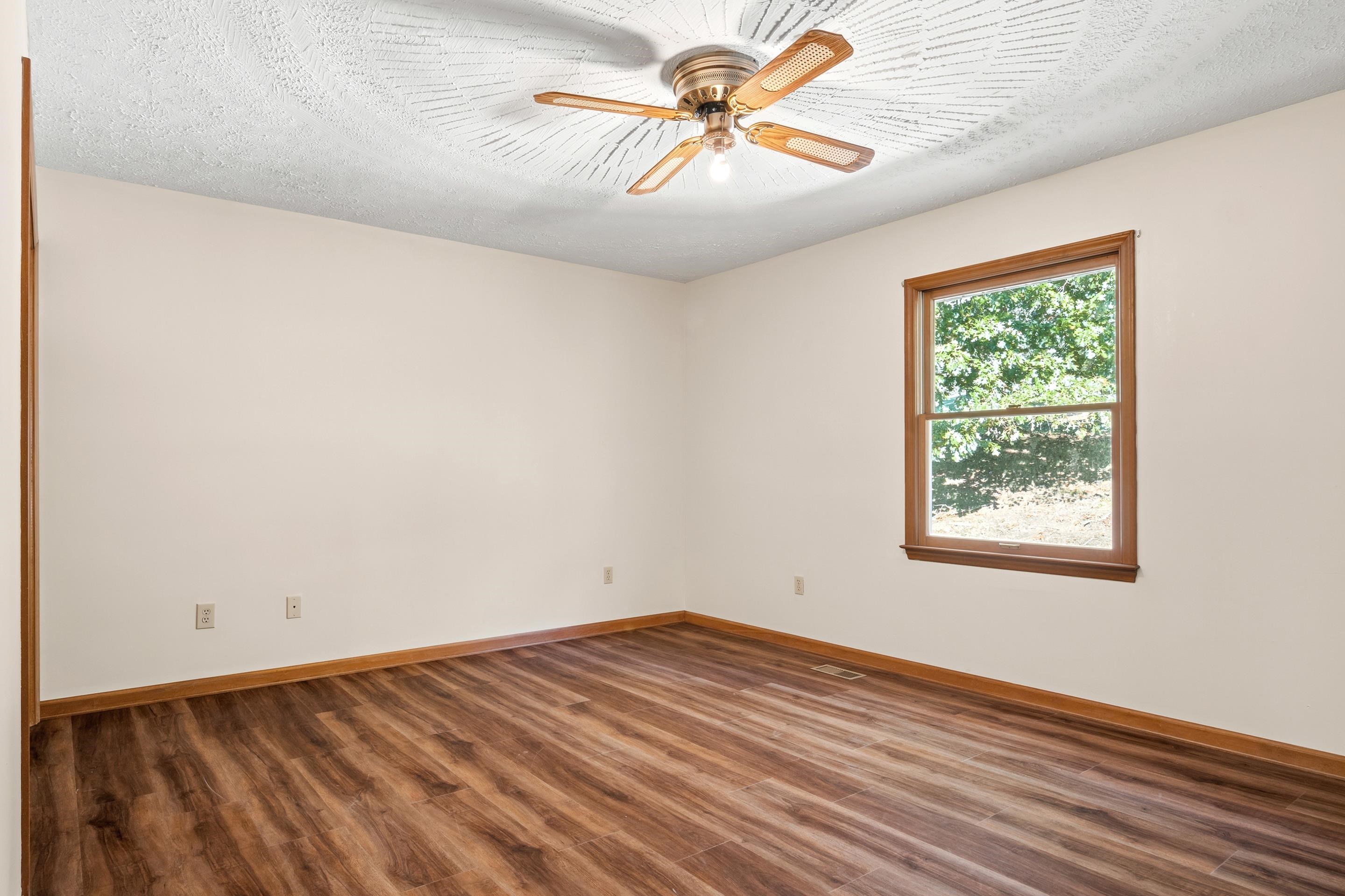 219 Smith Street Pembroke VA 24136