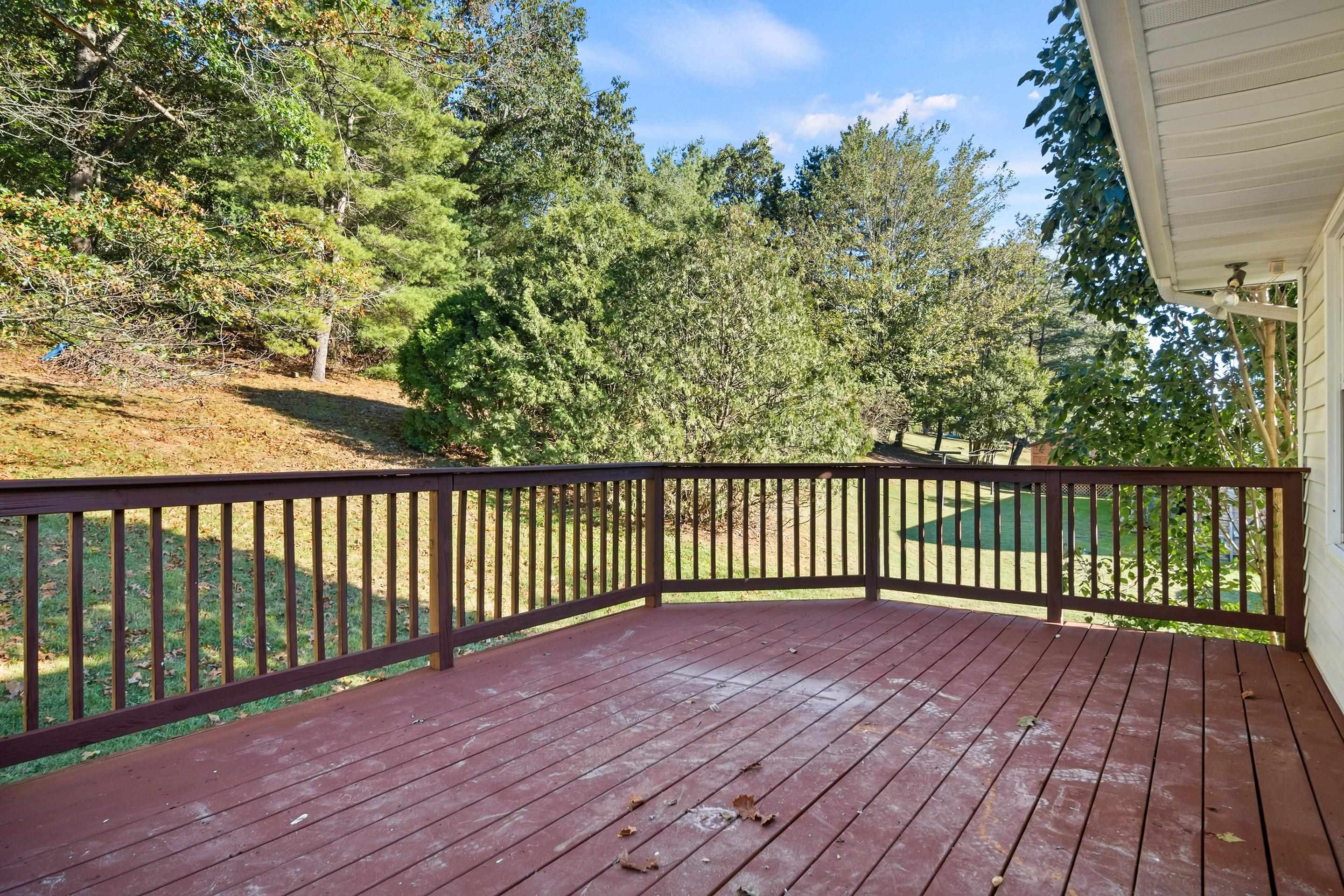 219 Smith Street Pembroke VA 24136