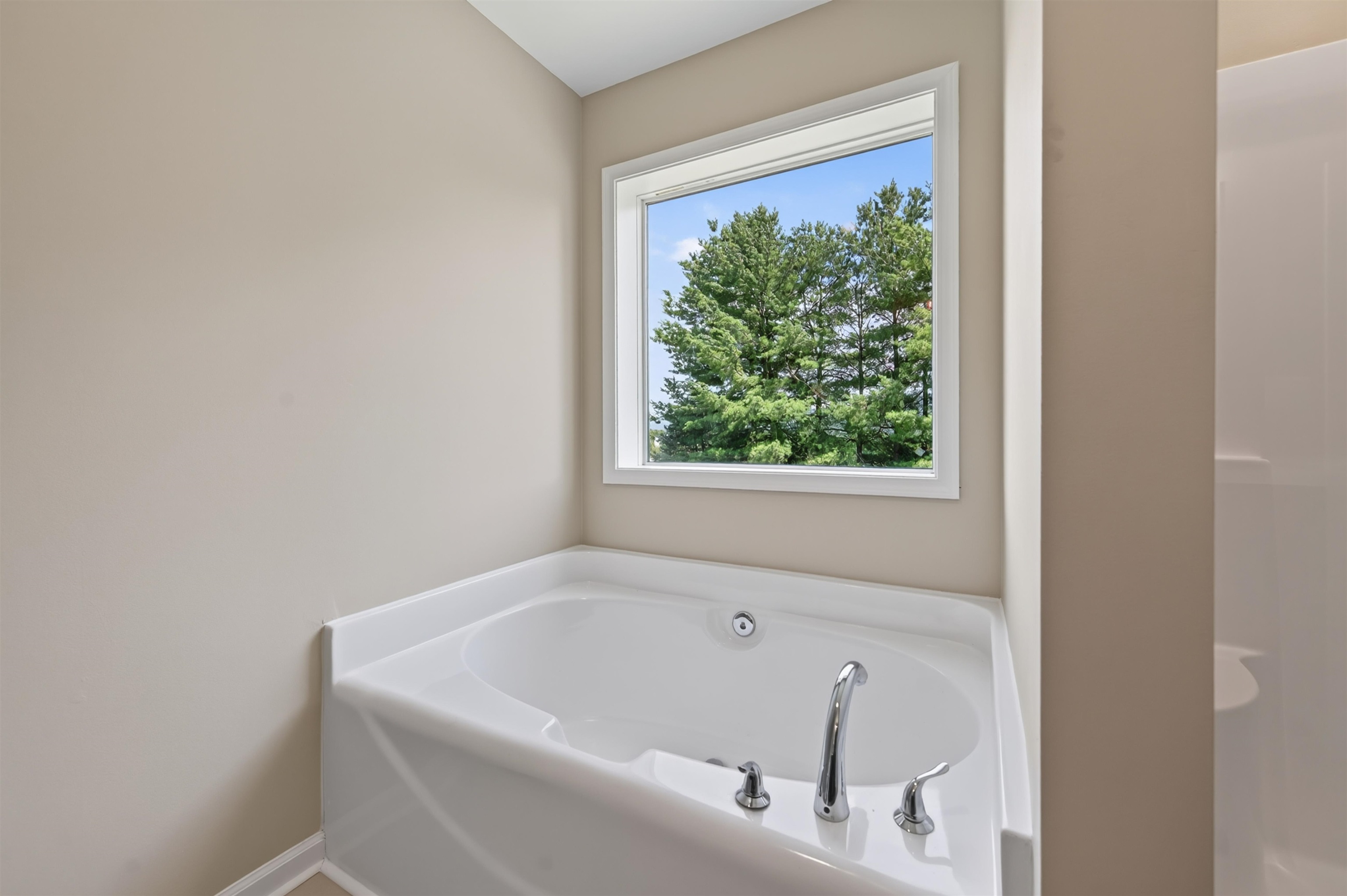 1395 Ridge Street W Wytheville VA 24382