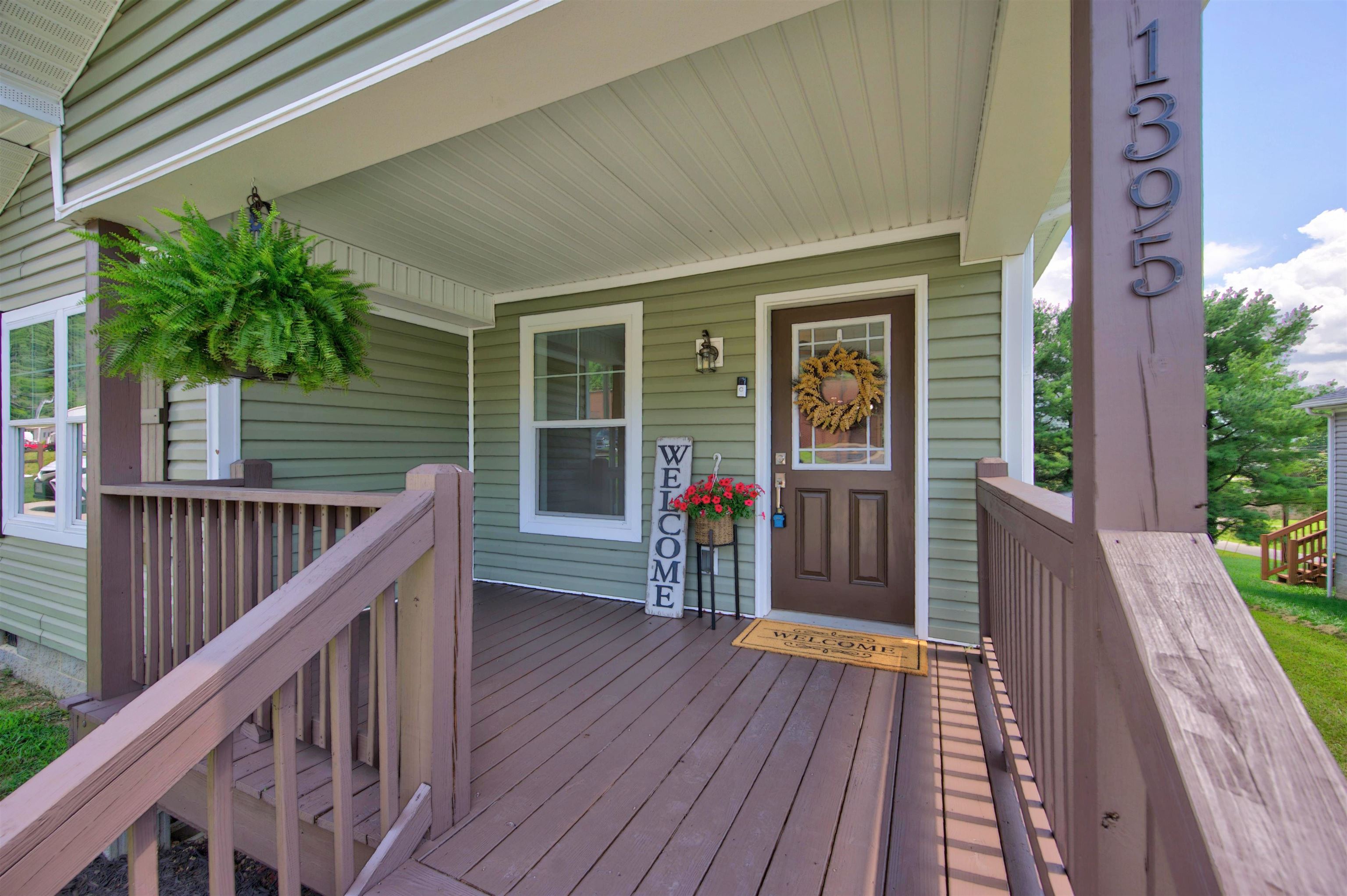 1395 Ridge Street W Wytheville VA 24382