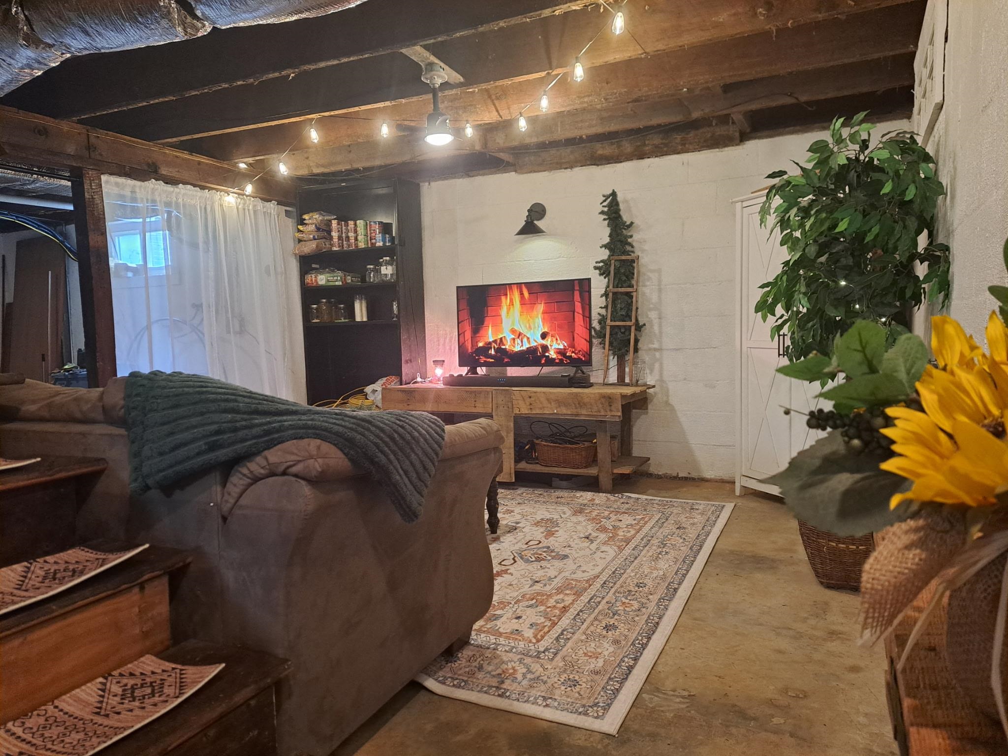 2021 Coles Knob Road NE Check VA 24072