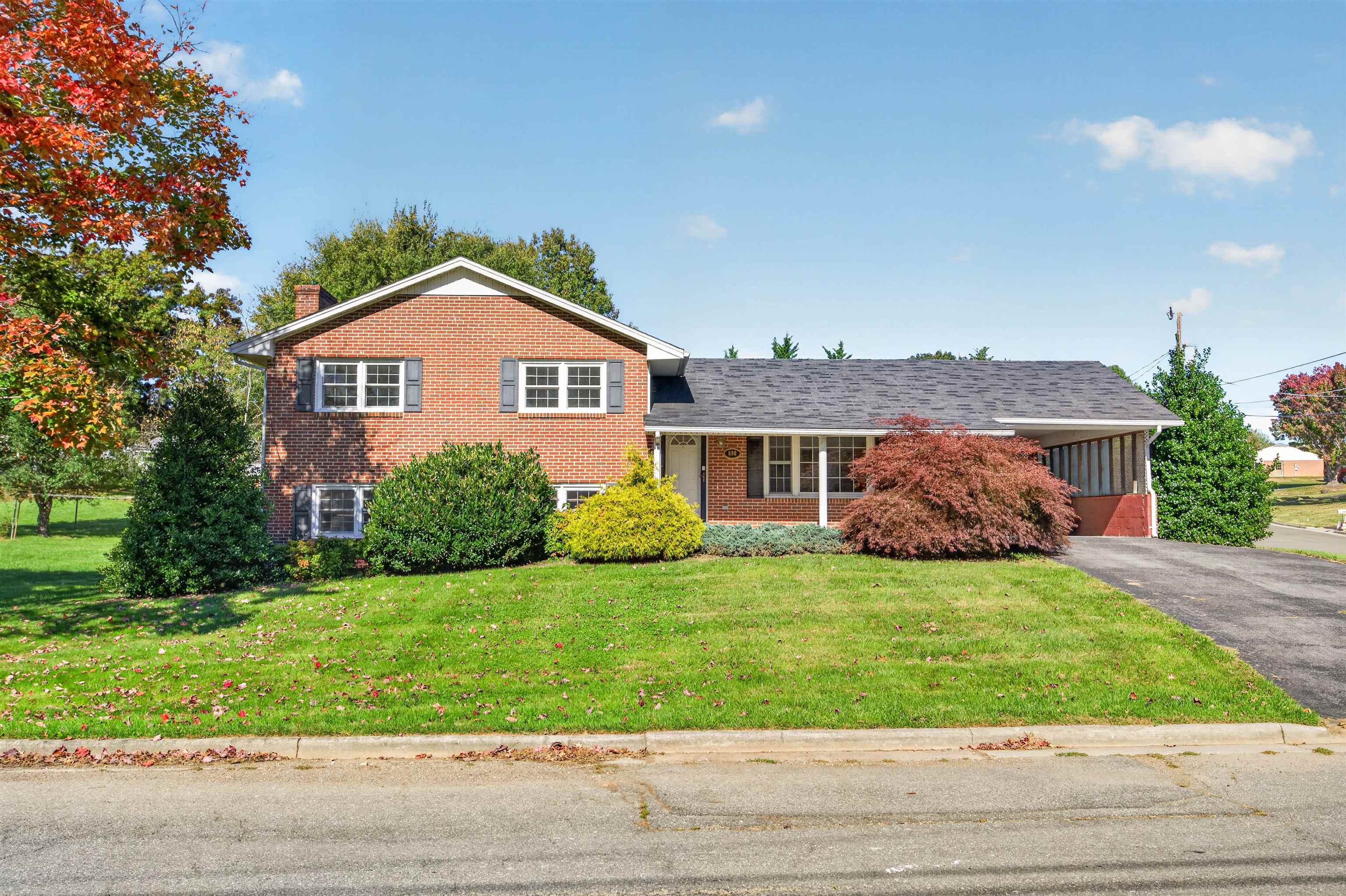 690 Mountain View Drive Wytheville VA 24382