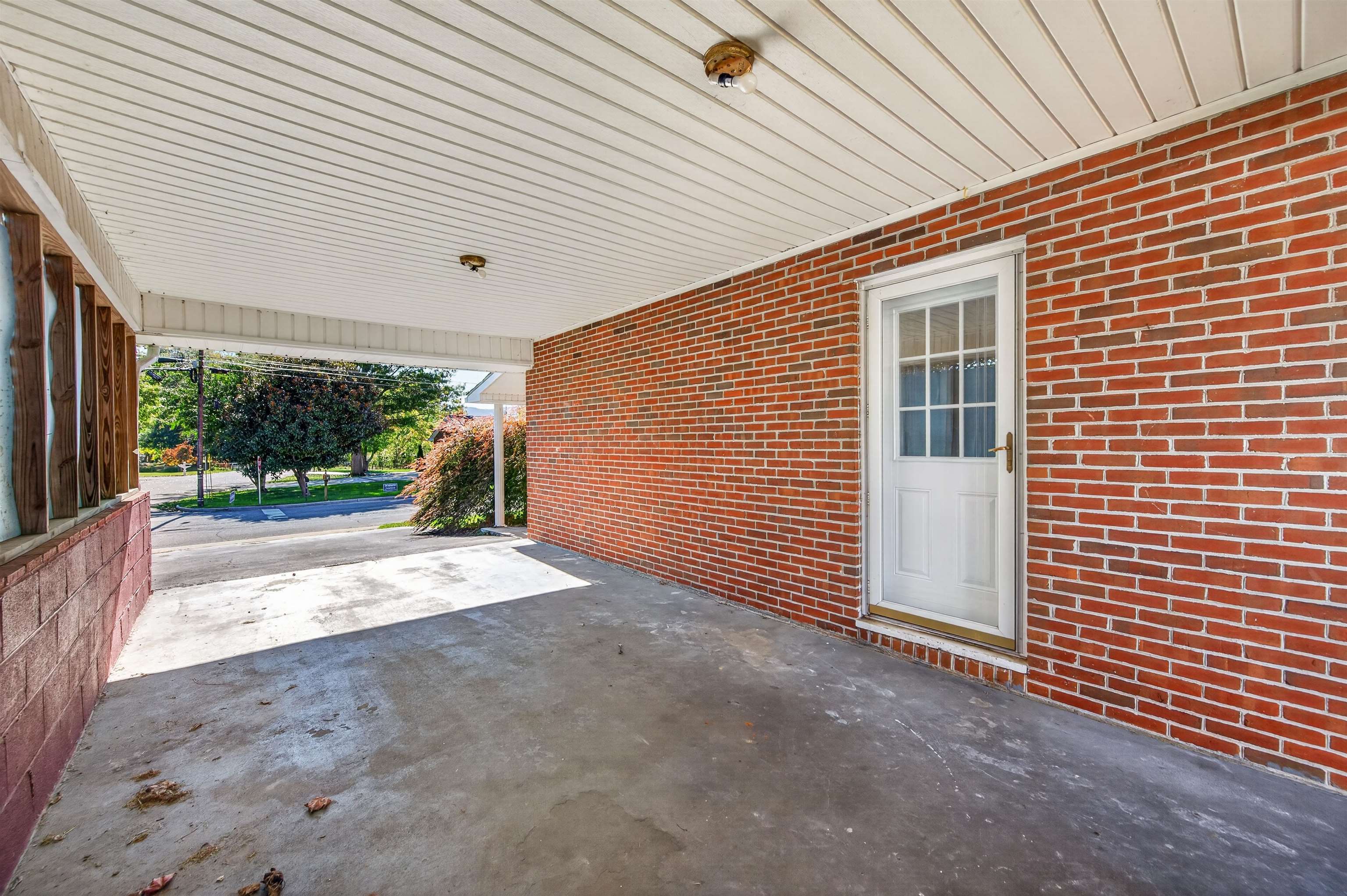 690 Mountain View Drive Wytheville VA 24382