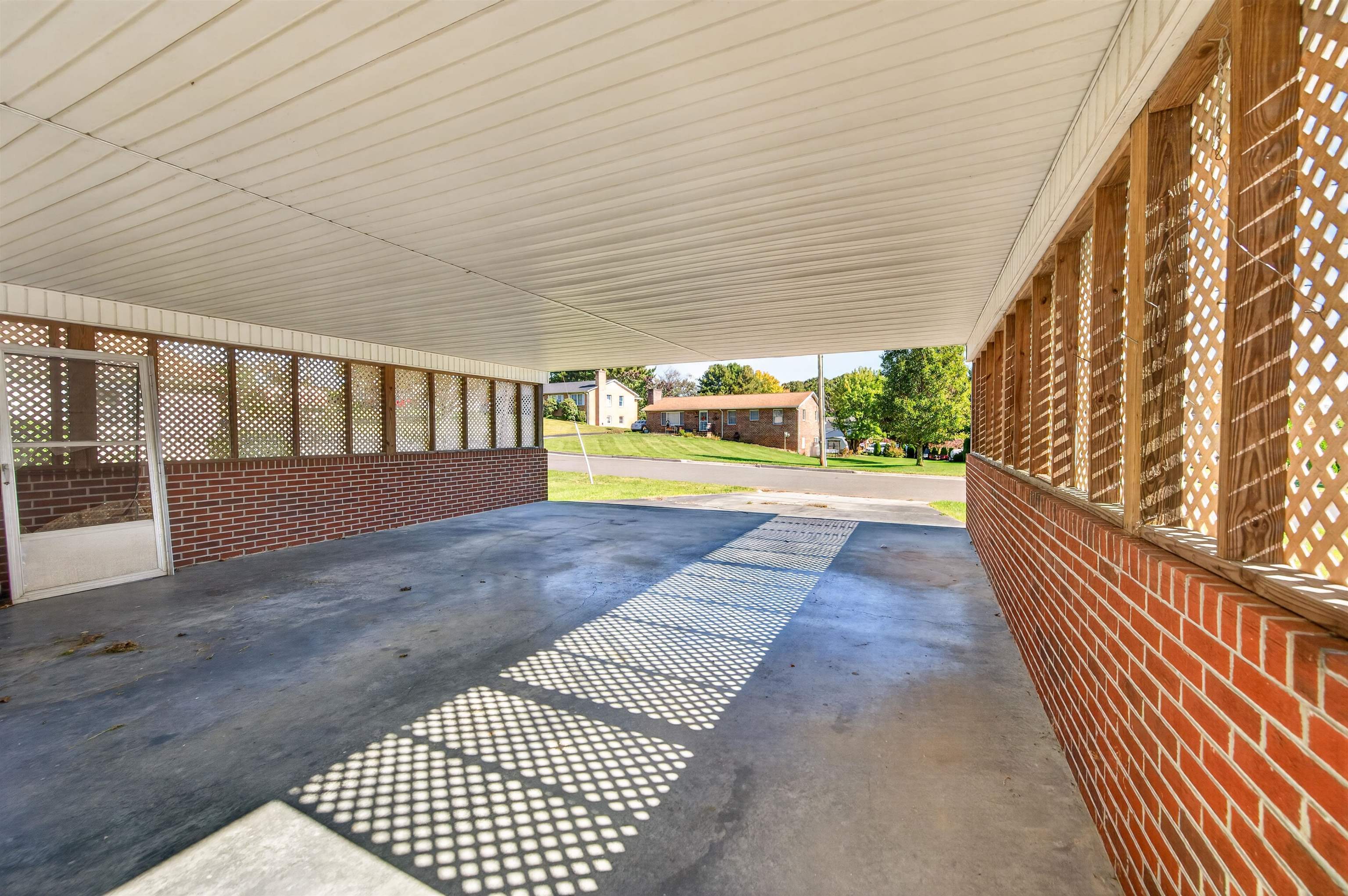 690 Mountain View Drive Wytheville VA 24382