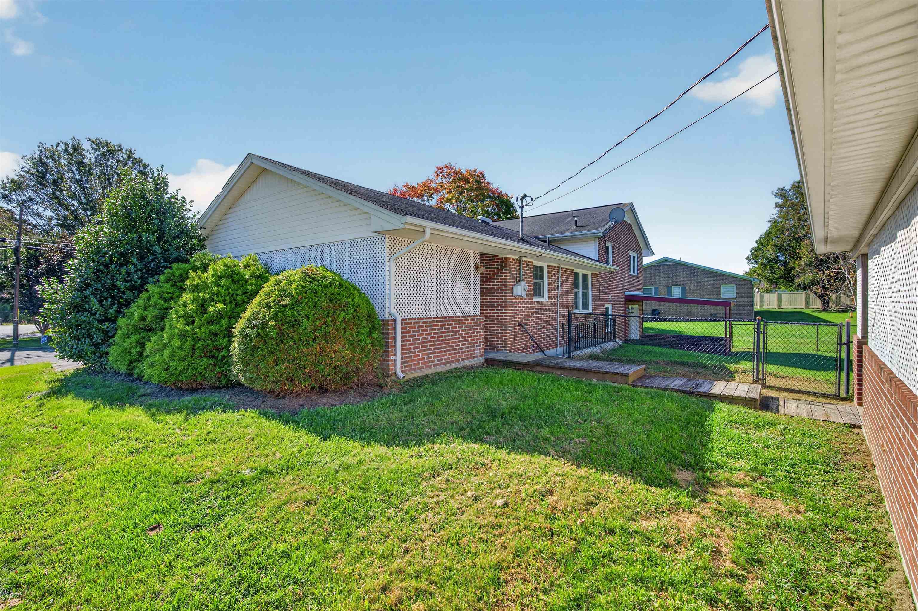 690 Mountain View Drive Wytheville VA 24382